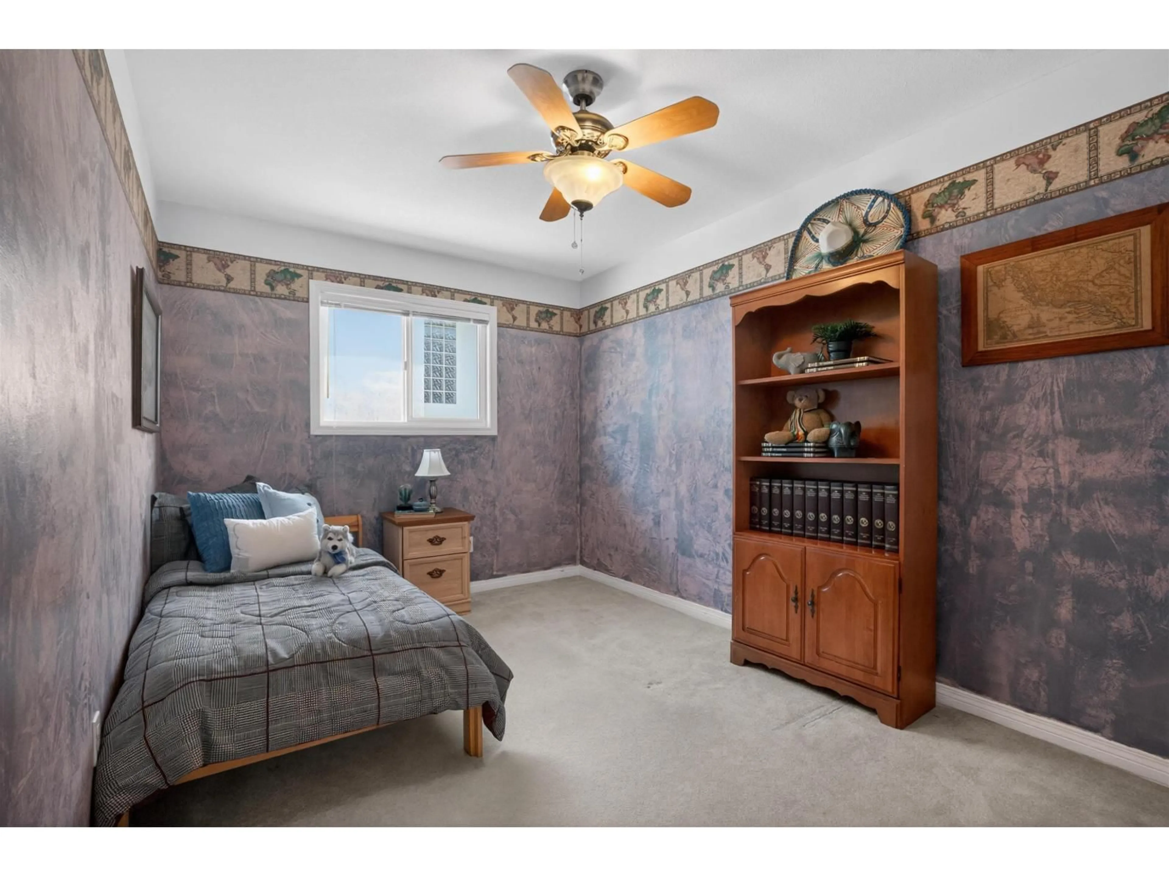 Bedroom with bed, unknown for 31515 SOUTHERN DRIVE, Abbotsford British Columbia V2T5P1