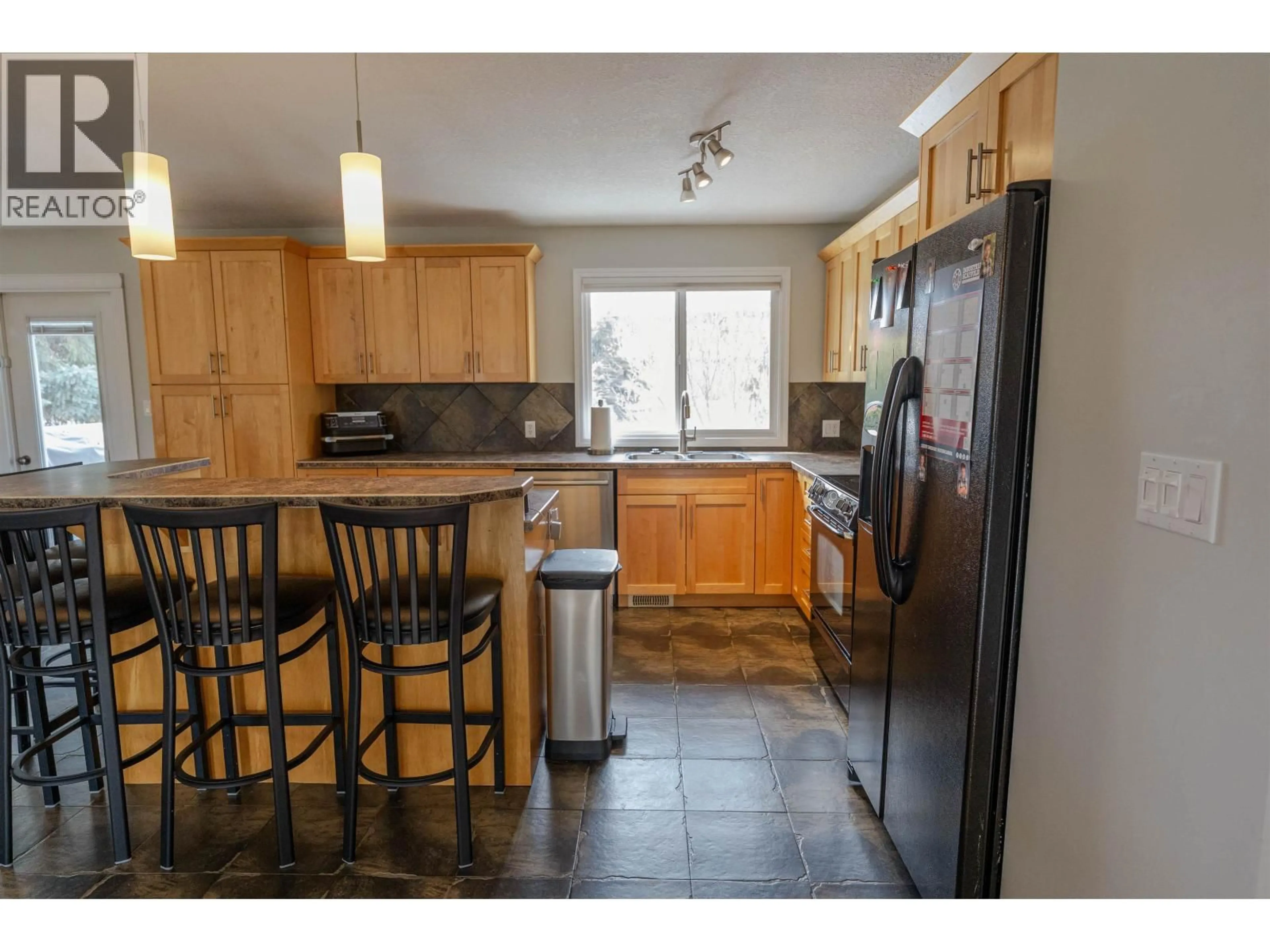 Standard kitchen, unknown for 10307 109 AVENUE, Fort St. John British Columbia V1J4N5