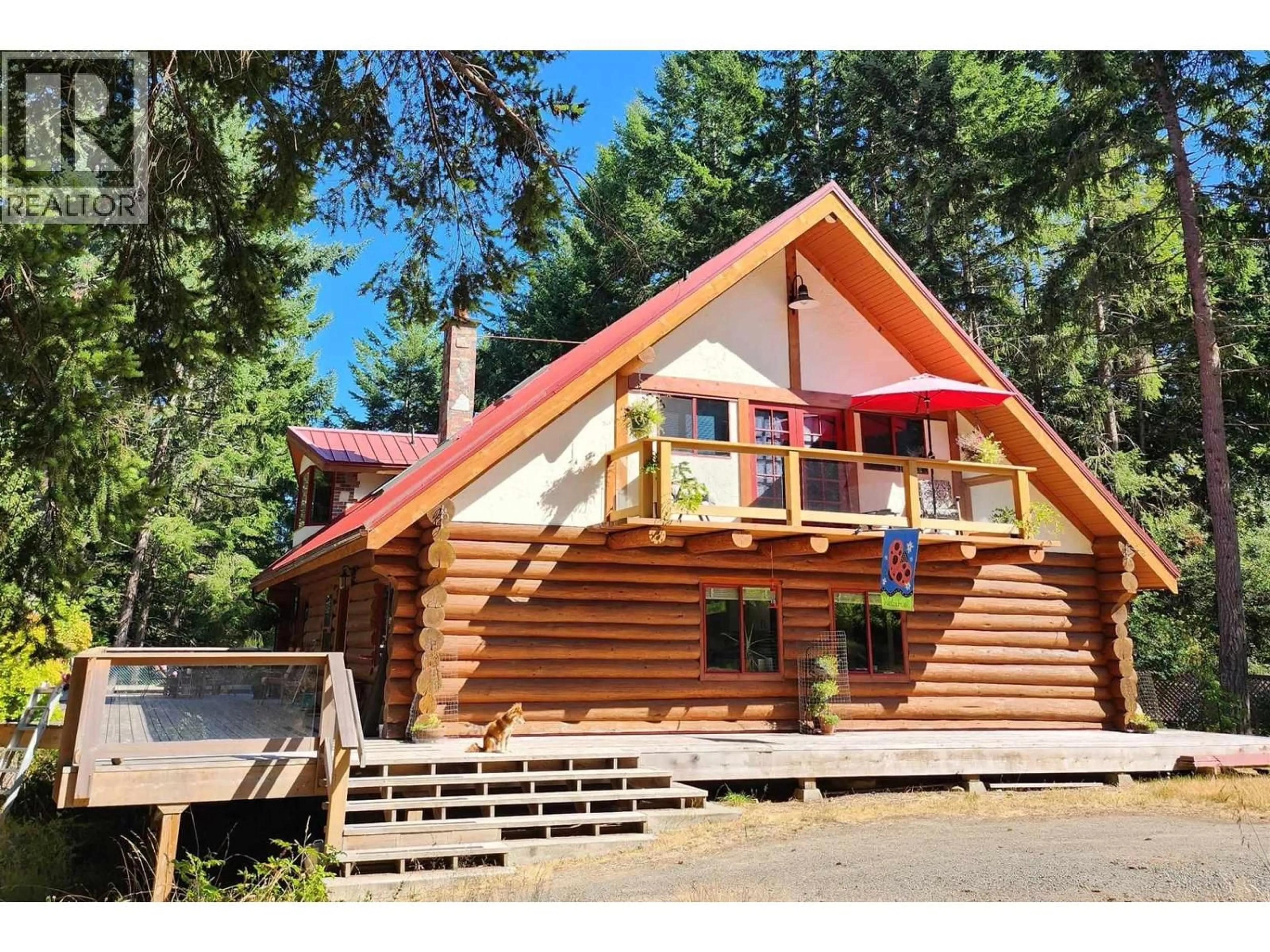 Home with vinyl exterior material, unknown for 754 BURRILL ROAD, Galiano Island British Columbia V0N1P0