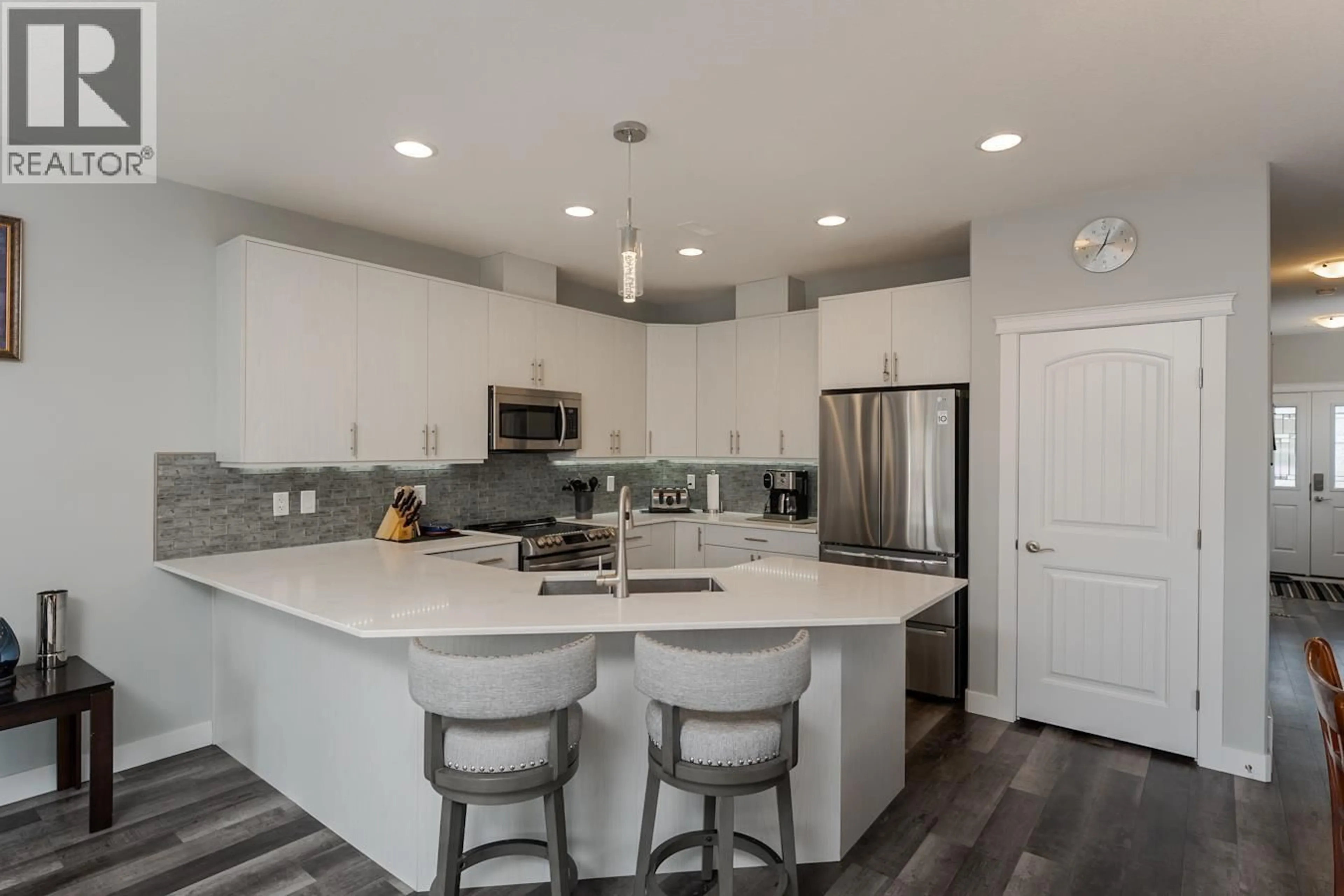 Open concept kitchen, ceramic/tile floor for 663 CARNEY STREET, Prince George British Columbia V2M2K5