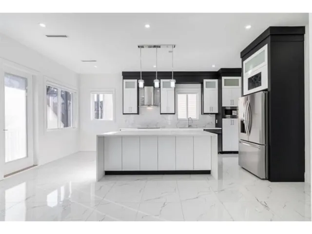 6258 147B STREET, Surrey 4