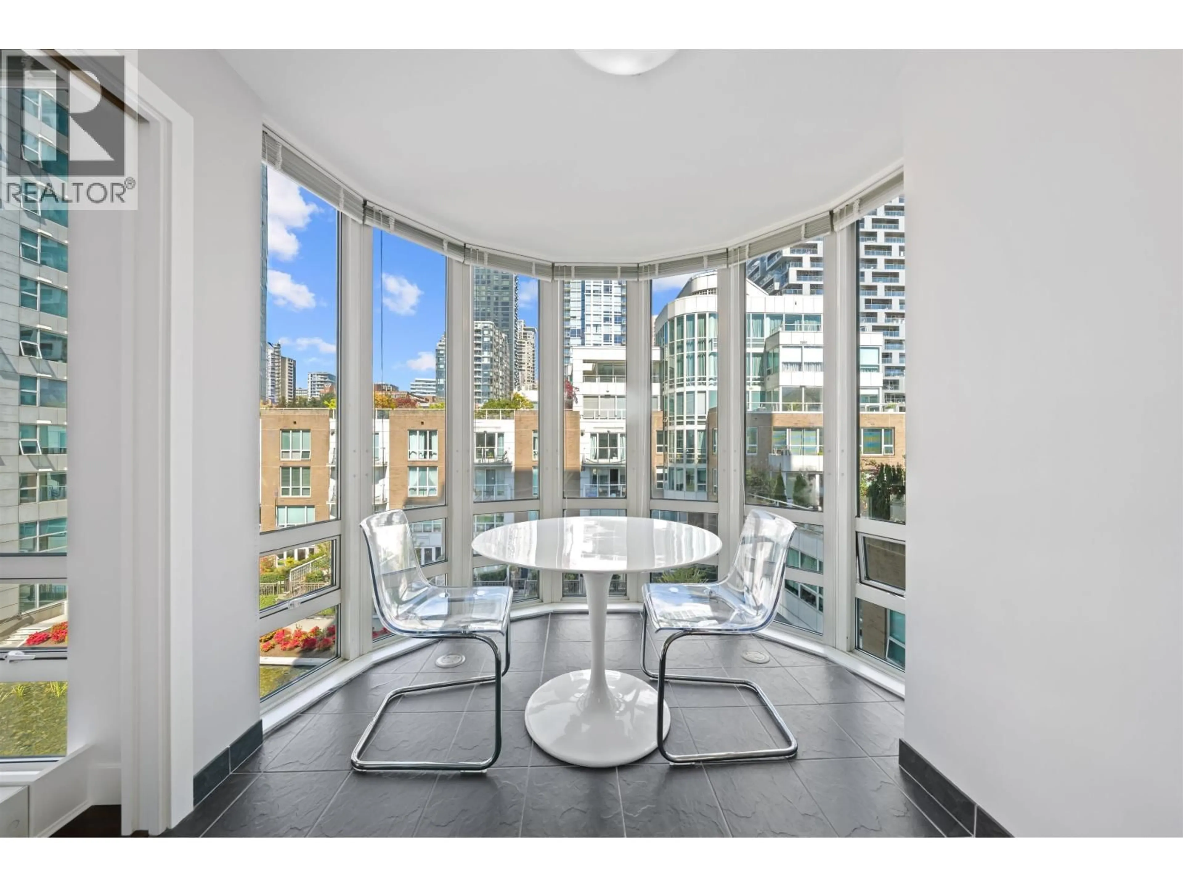 Unknown for 604 - 1501 HOWE STREET, Vancouver British Columbia V6Z2P8