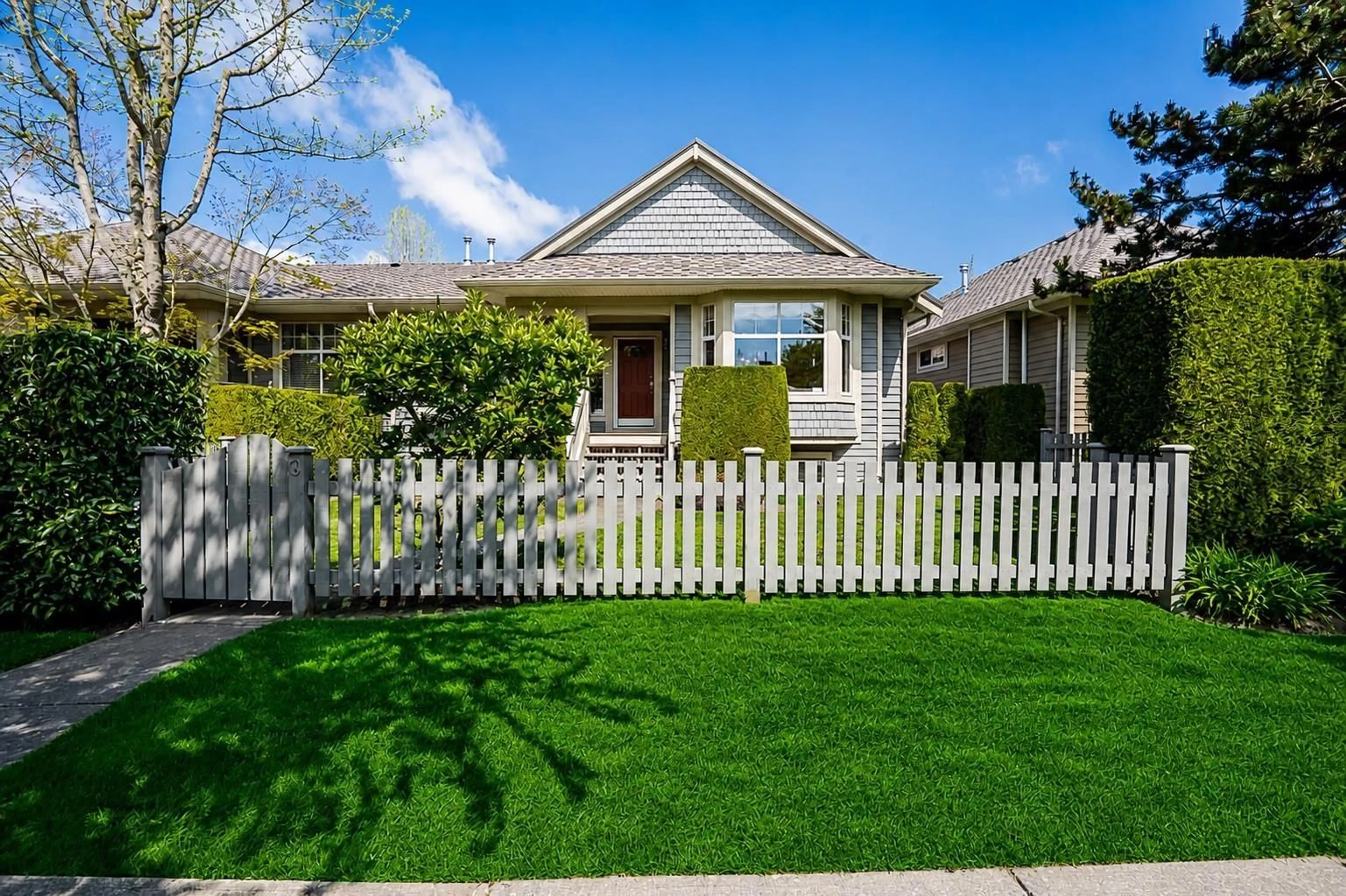 Home with vinyl exterior material, street for 3 - 15425 ROSEMARY HEIGHTS CRESCENT, Surrey British Columbia V3Z0S7