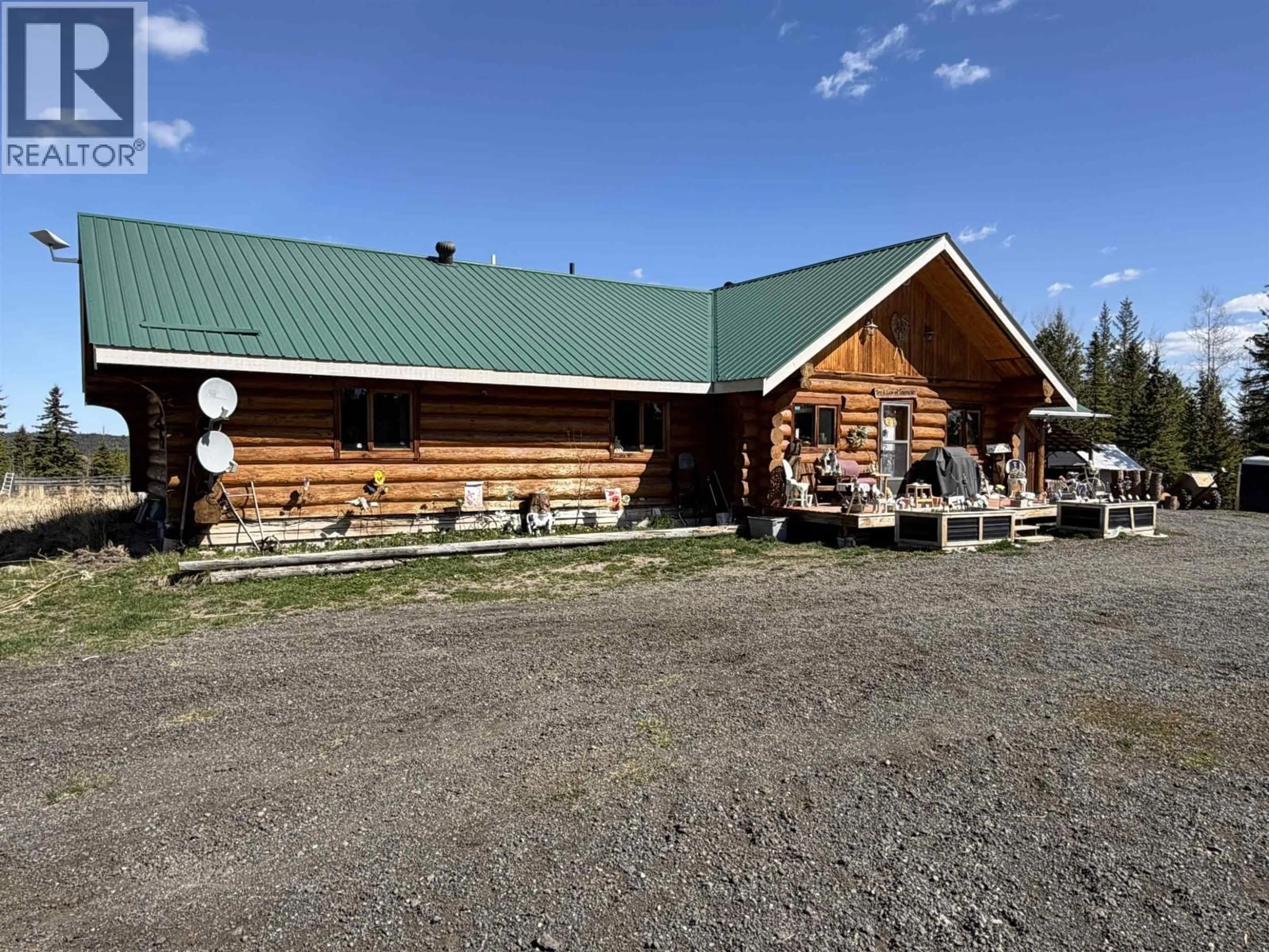 A pic from outside/outdoor area/front of a property/back of a property/a pic from drone, building for 6779 LITTLE FORT HWY 24 HIGHWAY, Lone Butte British Columbia V0K1X1
