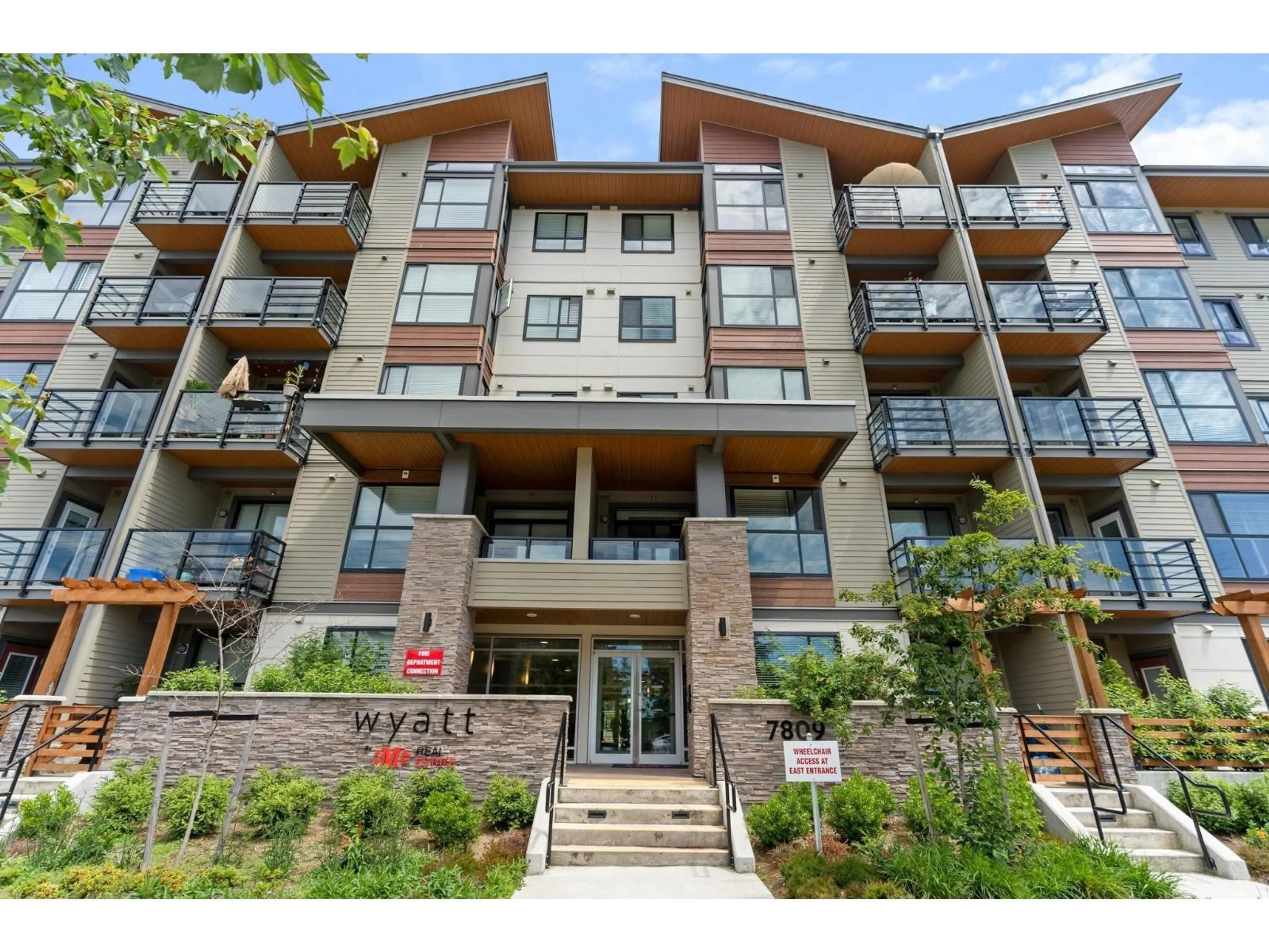 Unknown for 315 - 7809 209 STREET, Langley British Columbia V2Y3N6