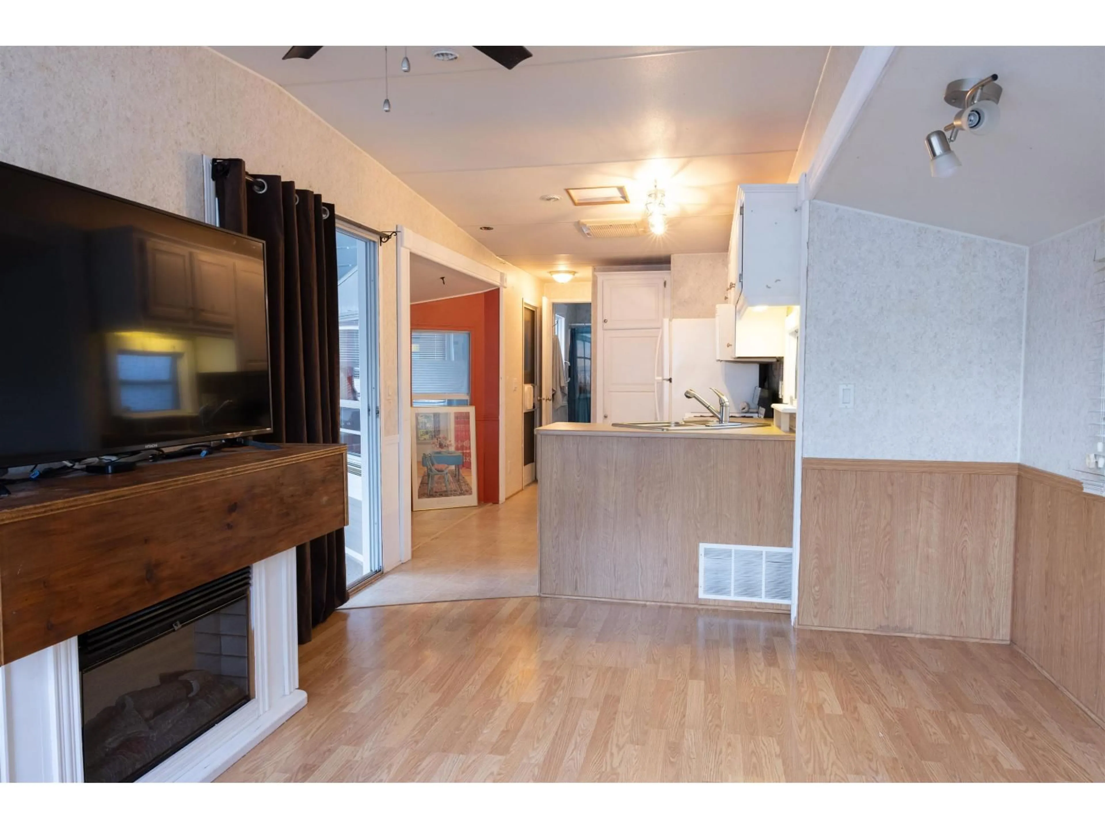Indoor foyer for 184 - 14600 MORRIS VALLEY ROAD, Mission British Columbia V0M1A1