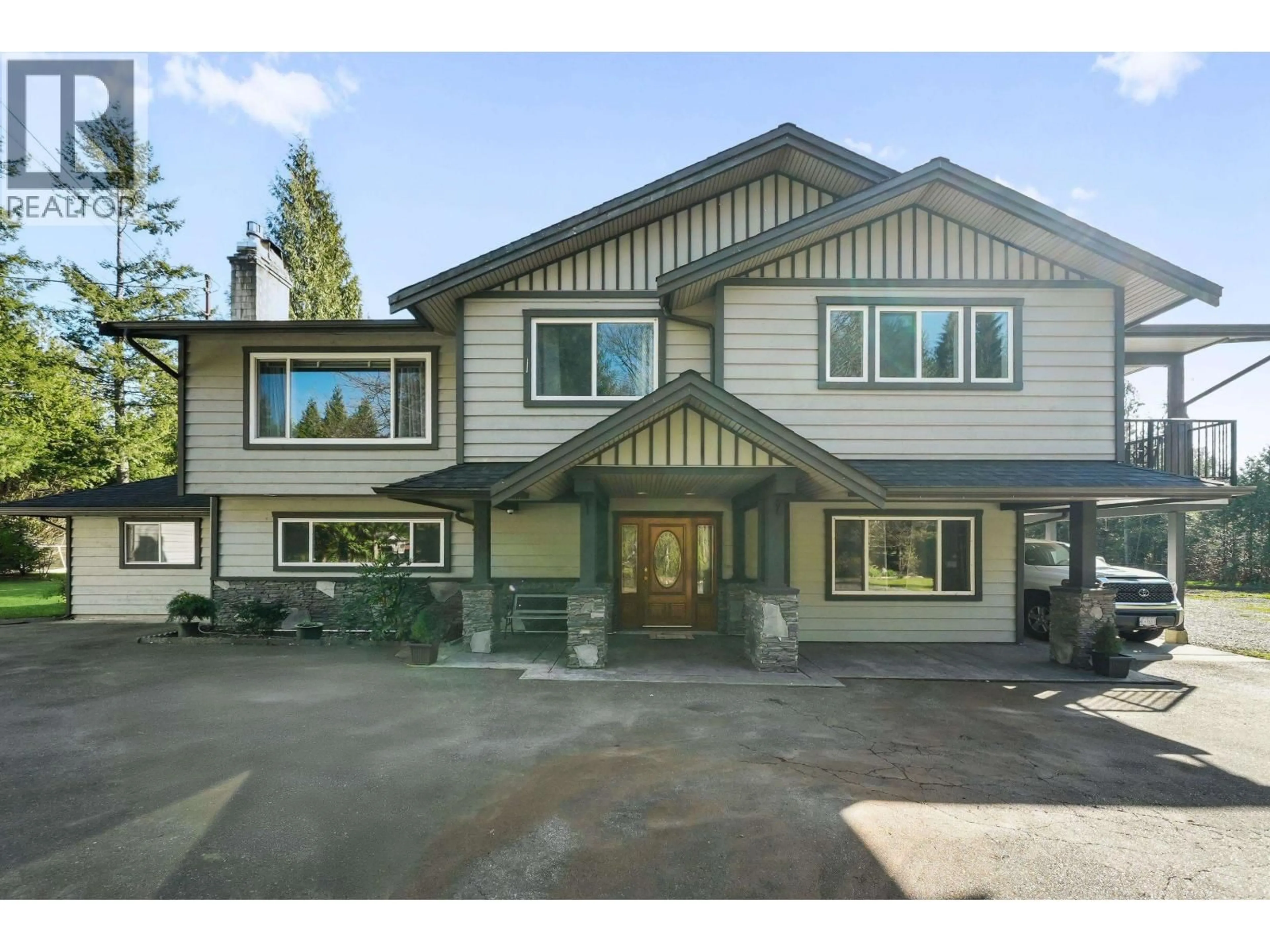 Home with vinyl exterior material, street for 27924 112 STREET, Maple Ridge British Columbia V2W1M9