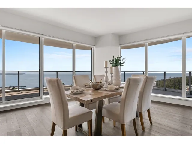 1701 - 1500 MARTIN STREET, White Rock 3