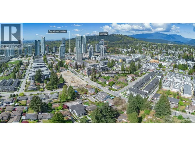 704 SMITH AVENUE, Coquitlam 4