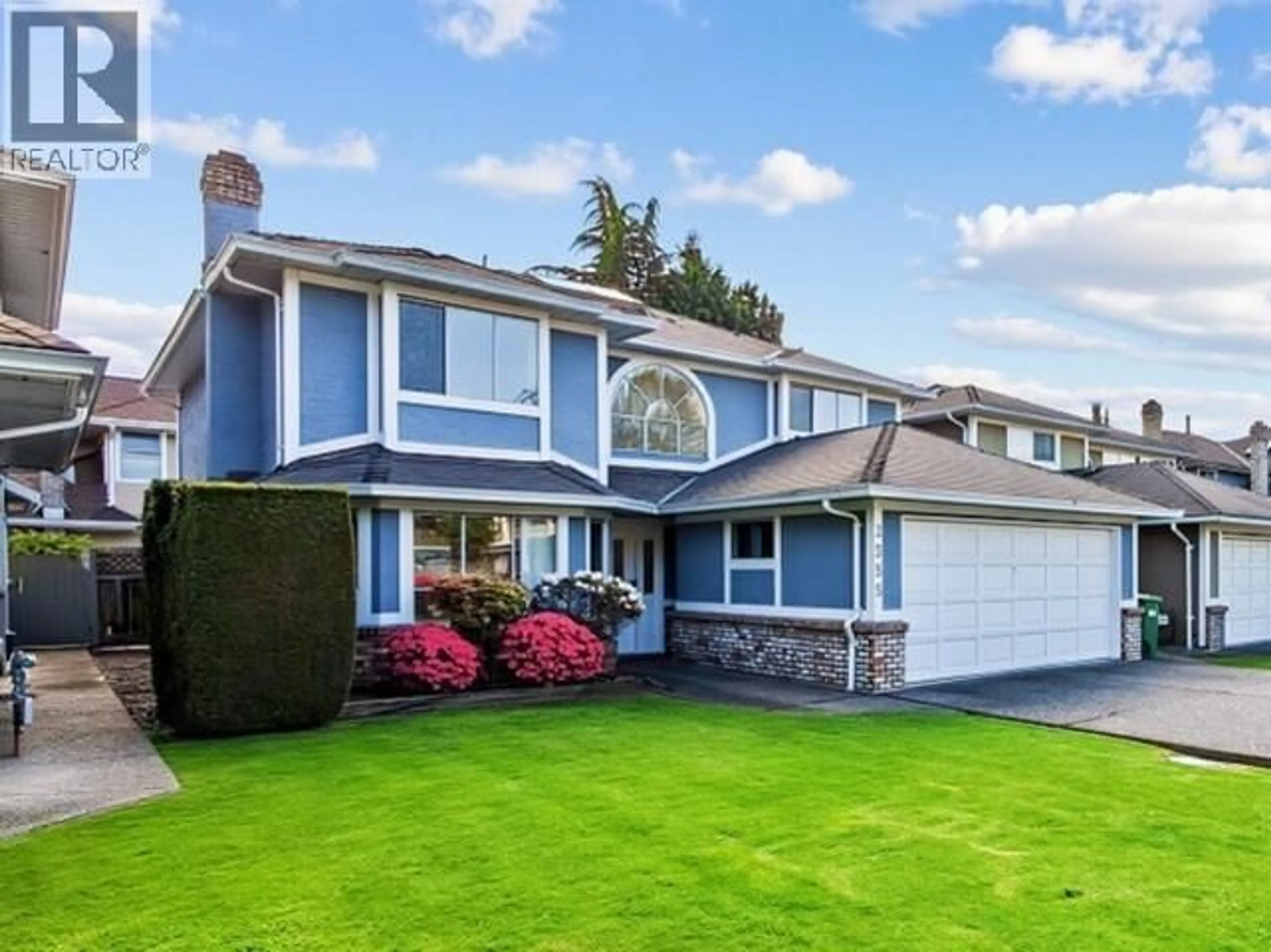Home with vinyl exterior material, street for 3555 MCKAY DRIVE, Richmond British Columbia V6X3R7