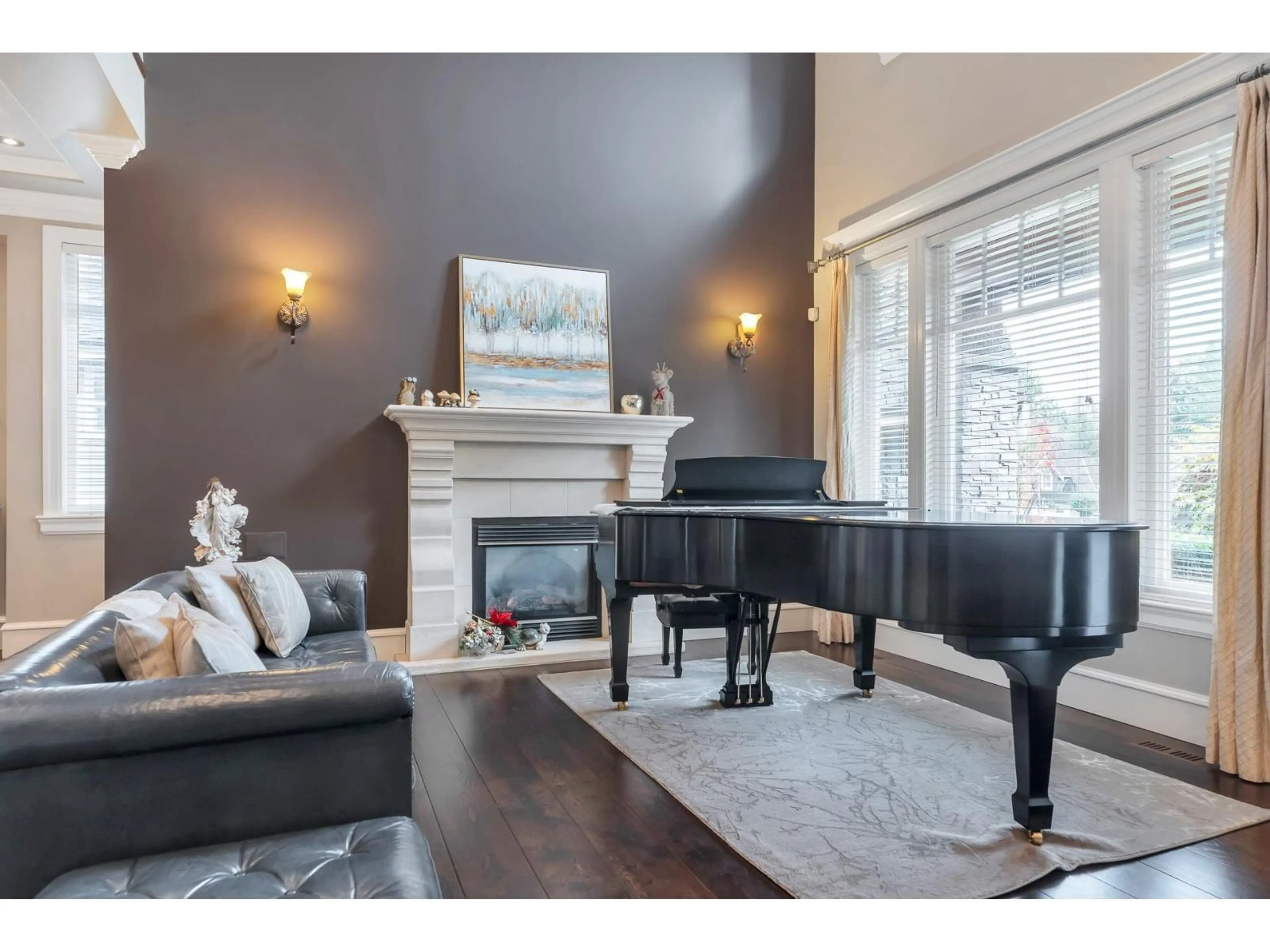 Living room with furniture, wood/laminate floor for 3791 154A STREET, Surrey British Columbia V3Z0V4