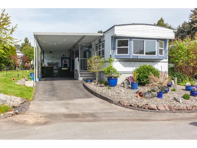 209 - 1840 160 STREET, Surrey