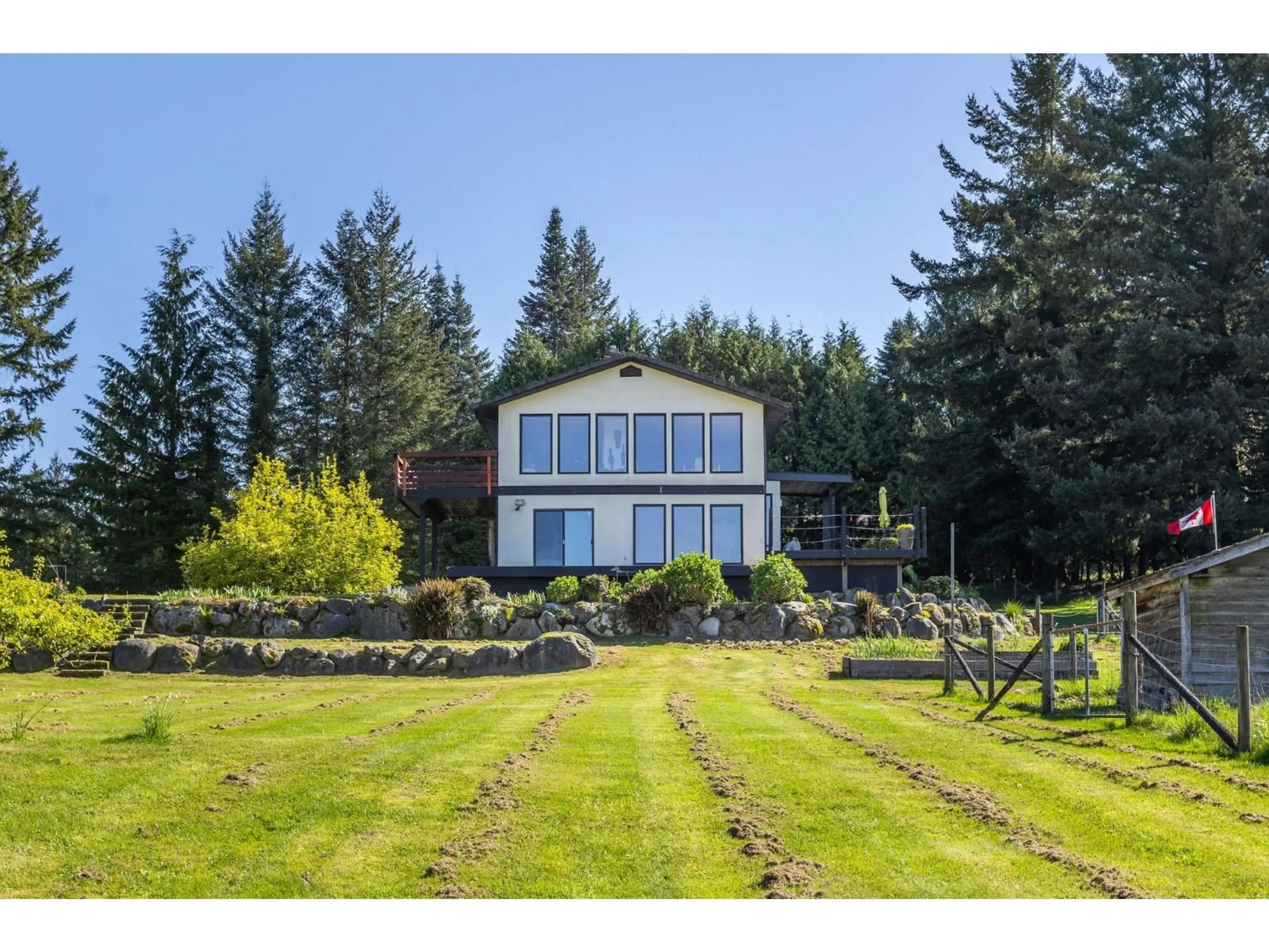 A pic from outside/outdoor area/front of a property/back of a property/a pic from drone, unknown for 162 210 STREET, Langley British Columbia V2Z2G6