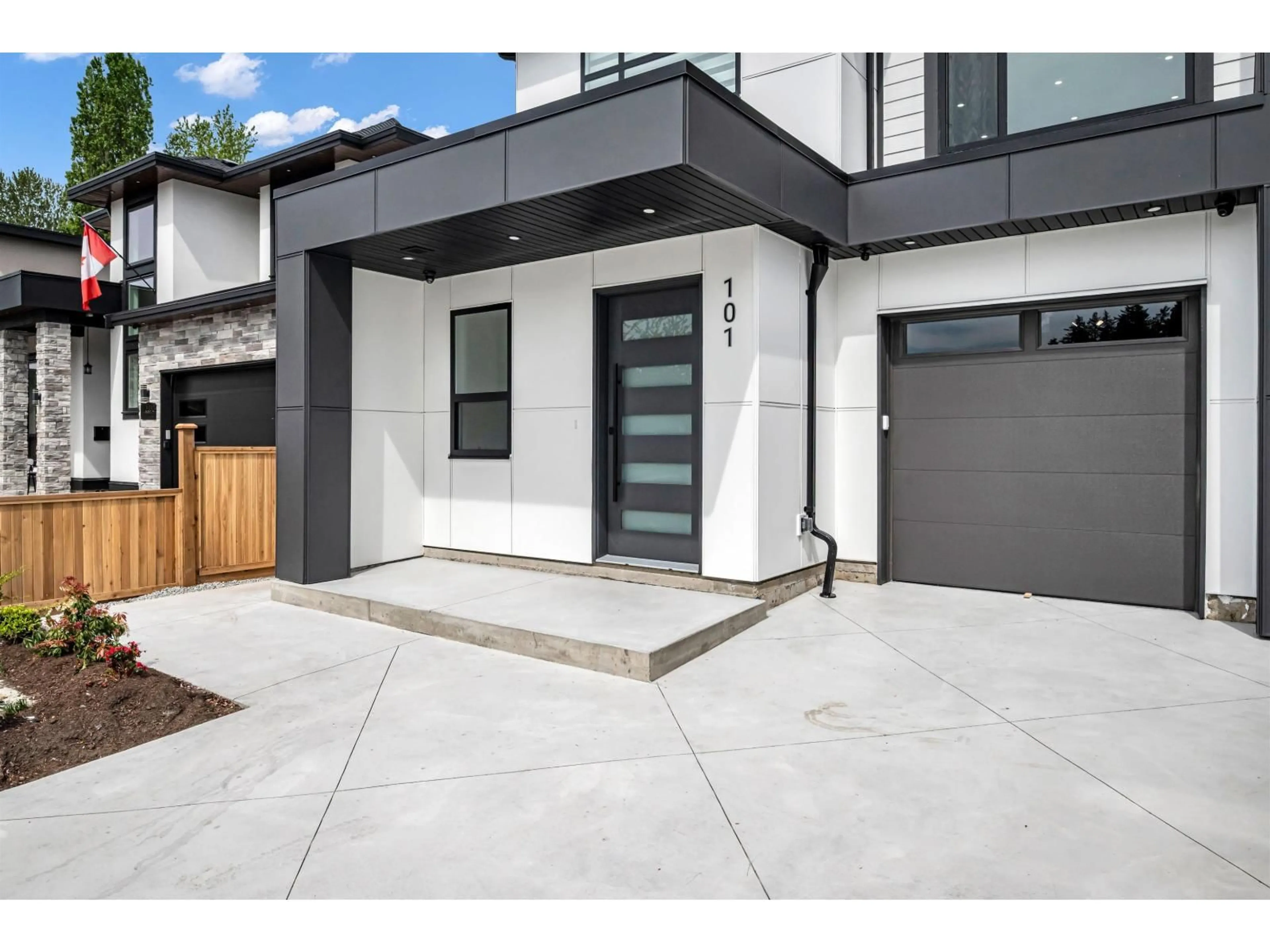 Home with brick exterior material, street for 101 - 15371 94 AVENUE, Surrey British Columbia V3R1E3