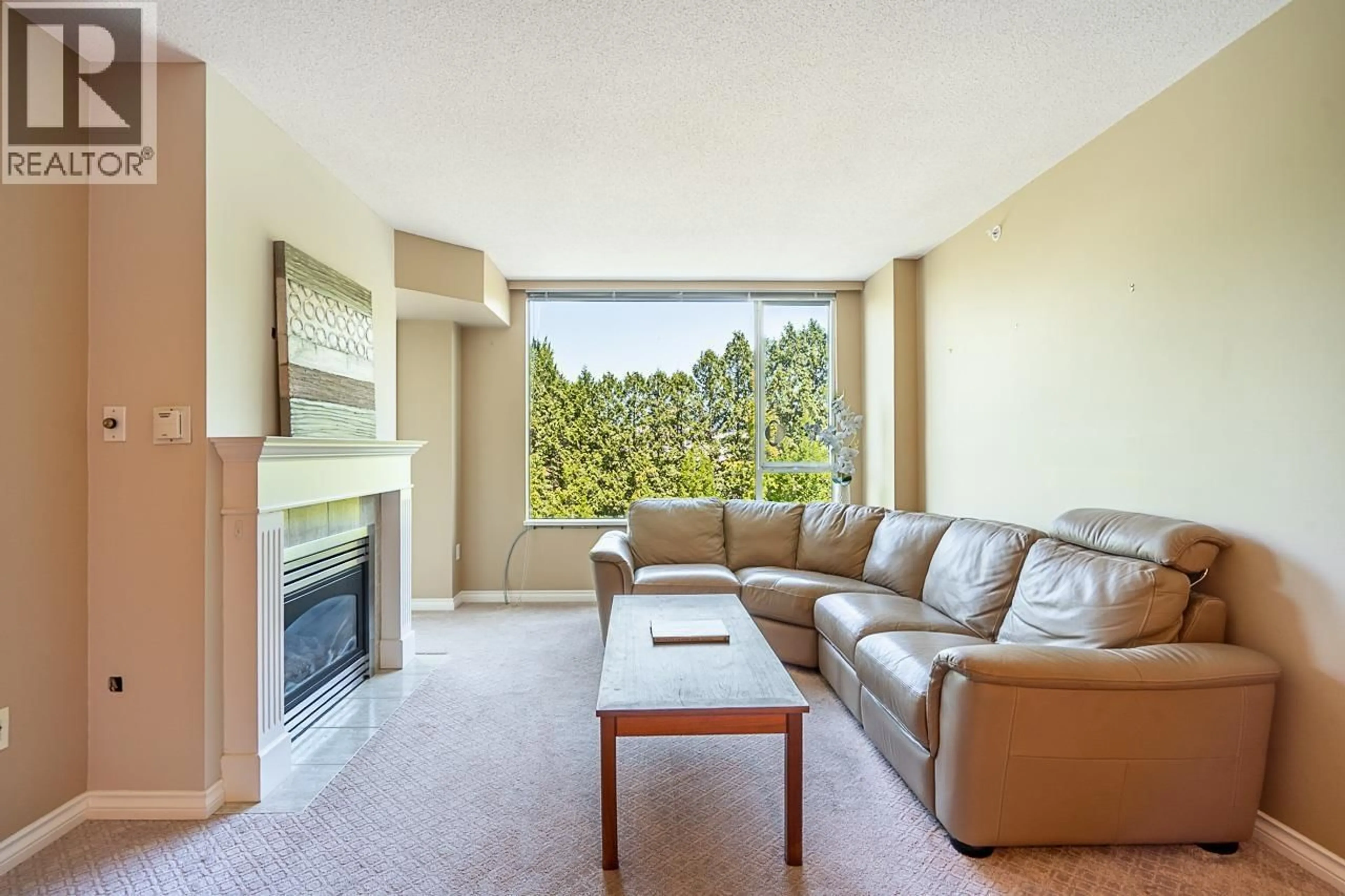 Living room with furniture, unknown for 311 - 12148 224 STREET, Maple Ridge British Columbia V2X6B7