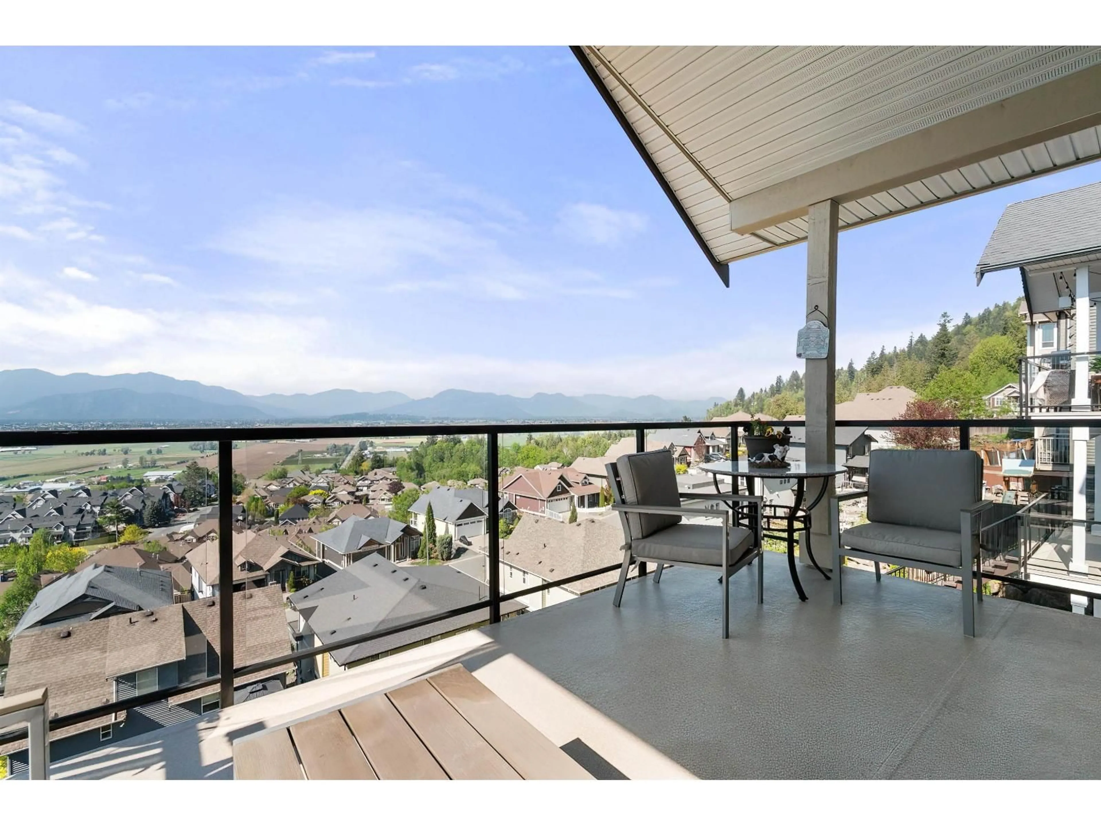 Patio, mountain view for 47231 VISTA PLACE, Chilliwack British Columbia V2R0R9