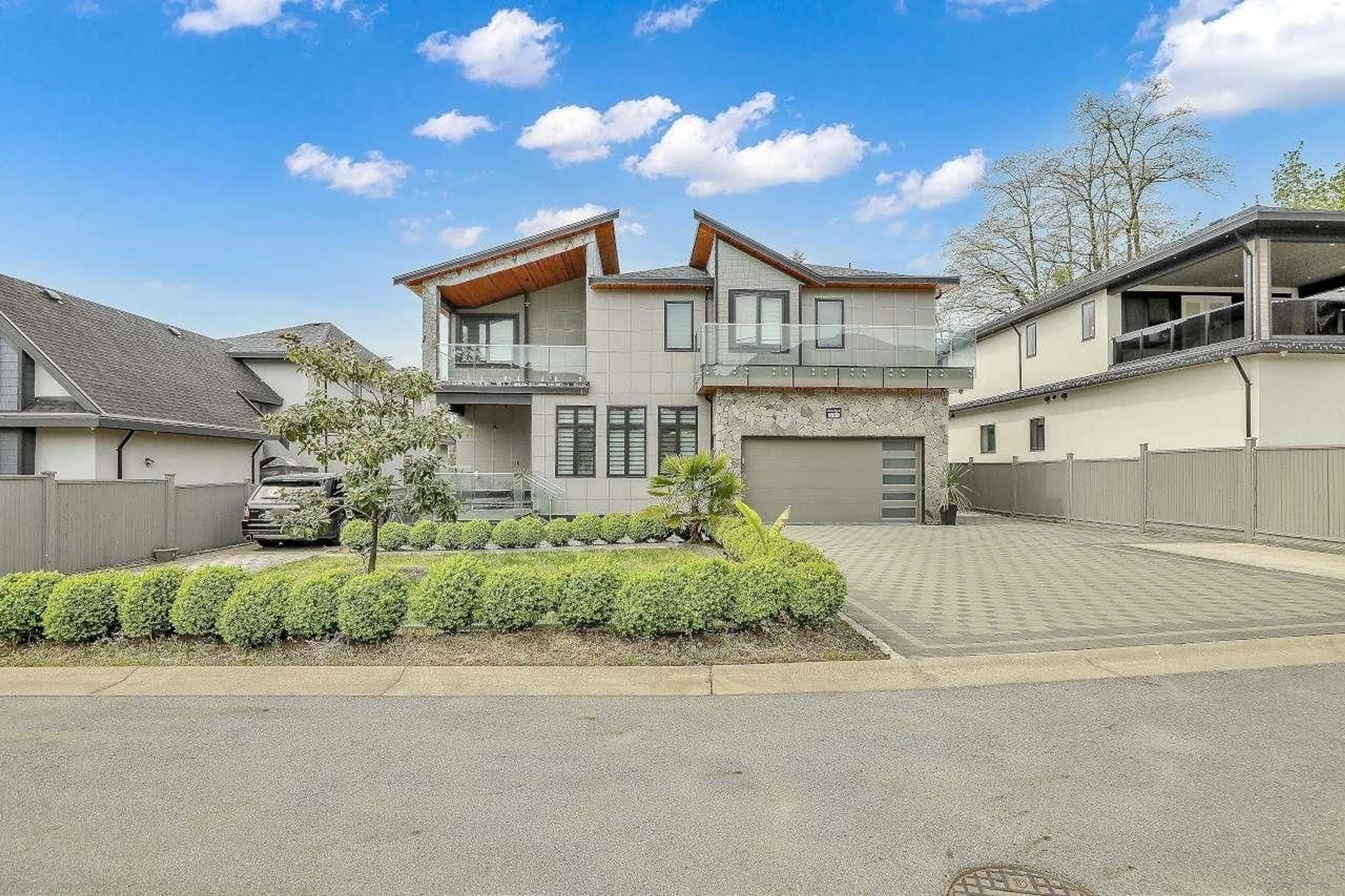 Home with brick exterior material, street for 5538 184 STREET, Surrey British Columbia V3S1E1