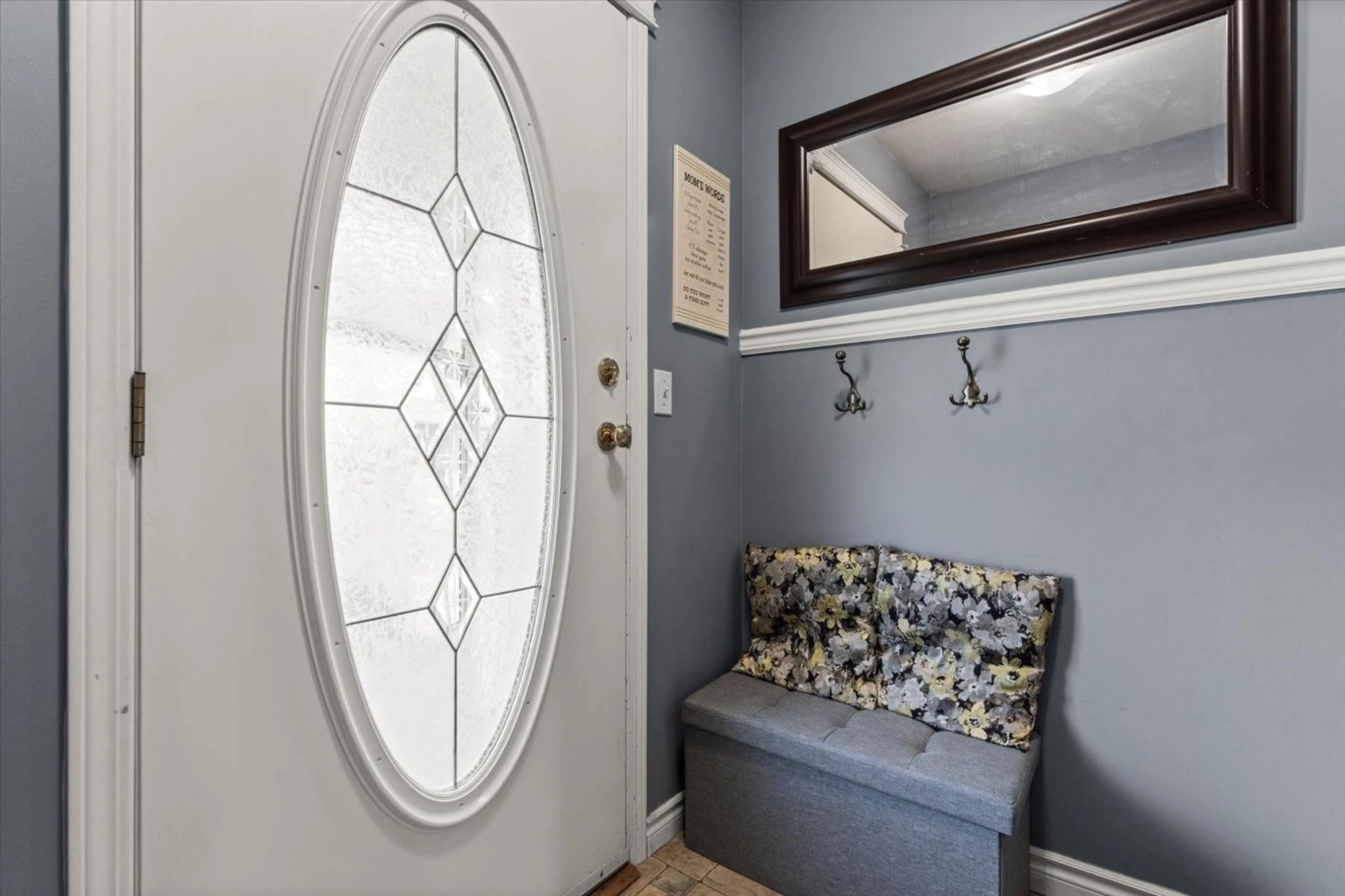Indoor entryway for 37 - 45090 LUCKAKUCK WAY, Chilliwack British Columbia V2R3Z5