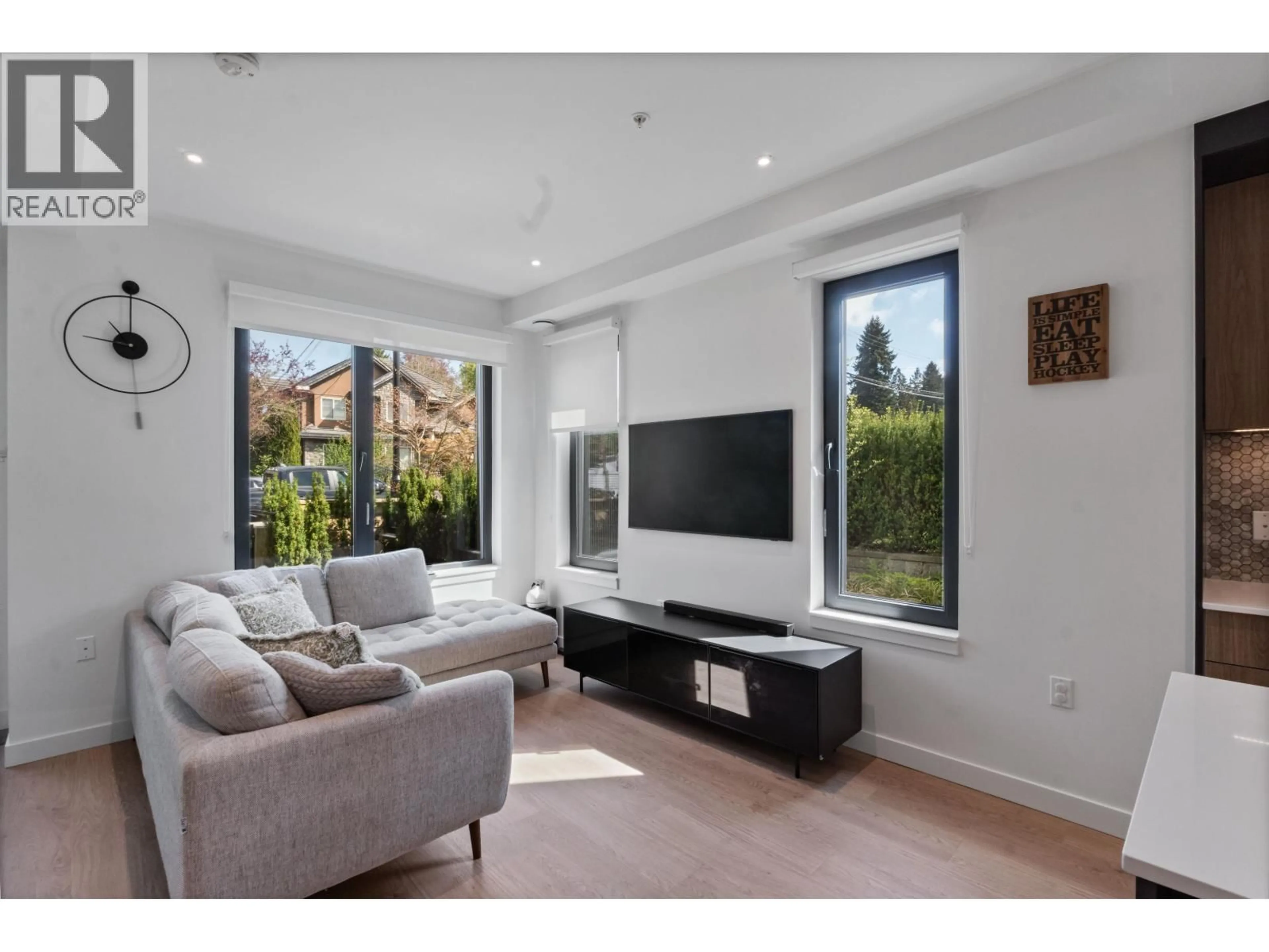 Unknown for 209 - 606 FOSTER AVENUE, Coquitlam British Columbia V6J0L5