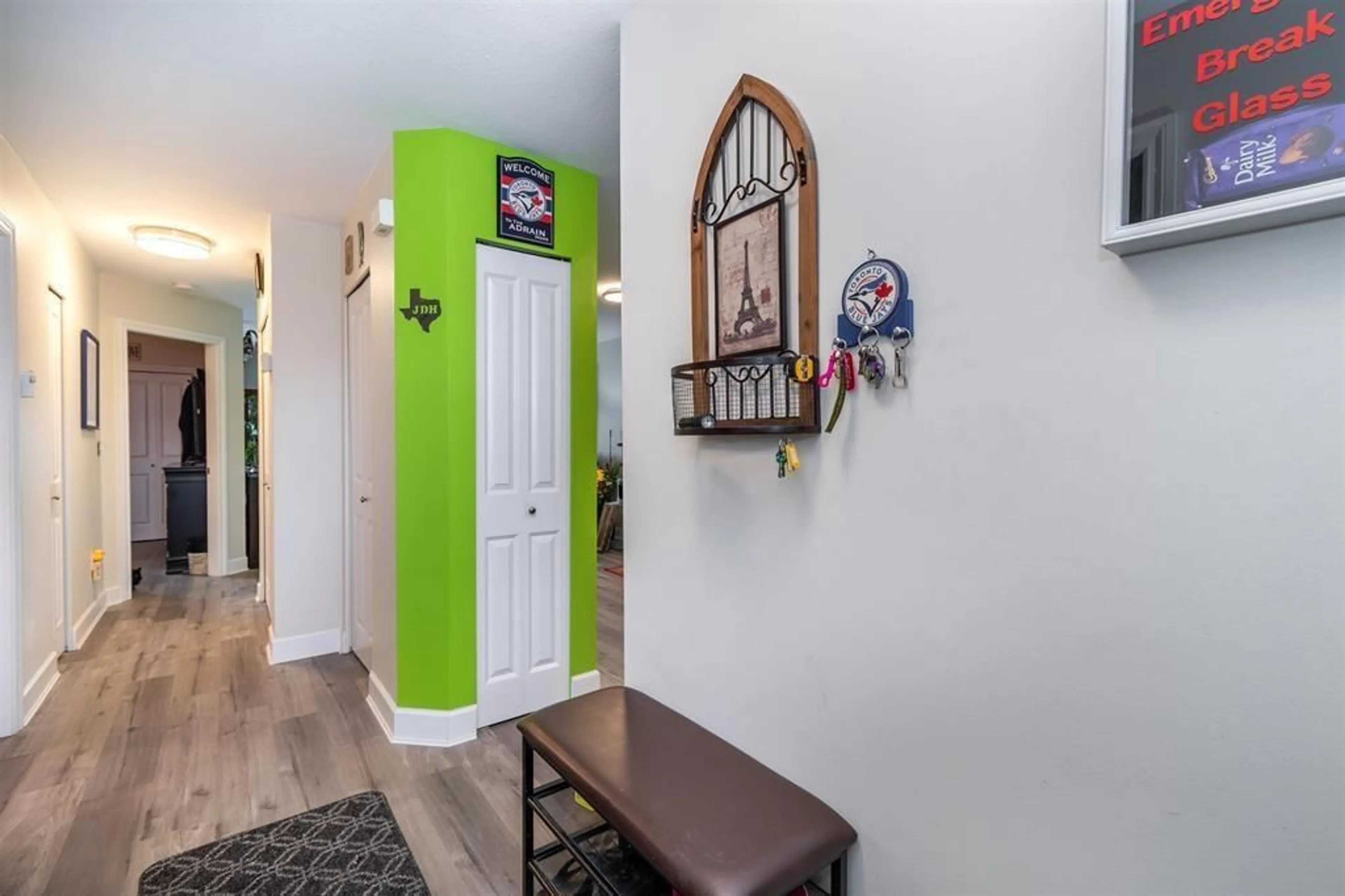 Indoor entryway for 8 - 45435 KNIGHT ROAD, Chilliwack British Columbia V2R3E8