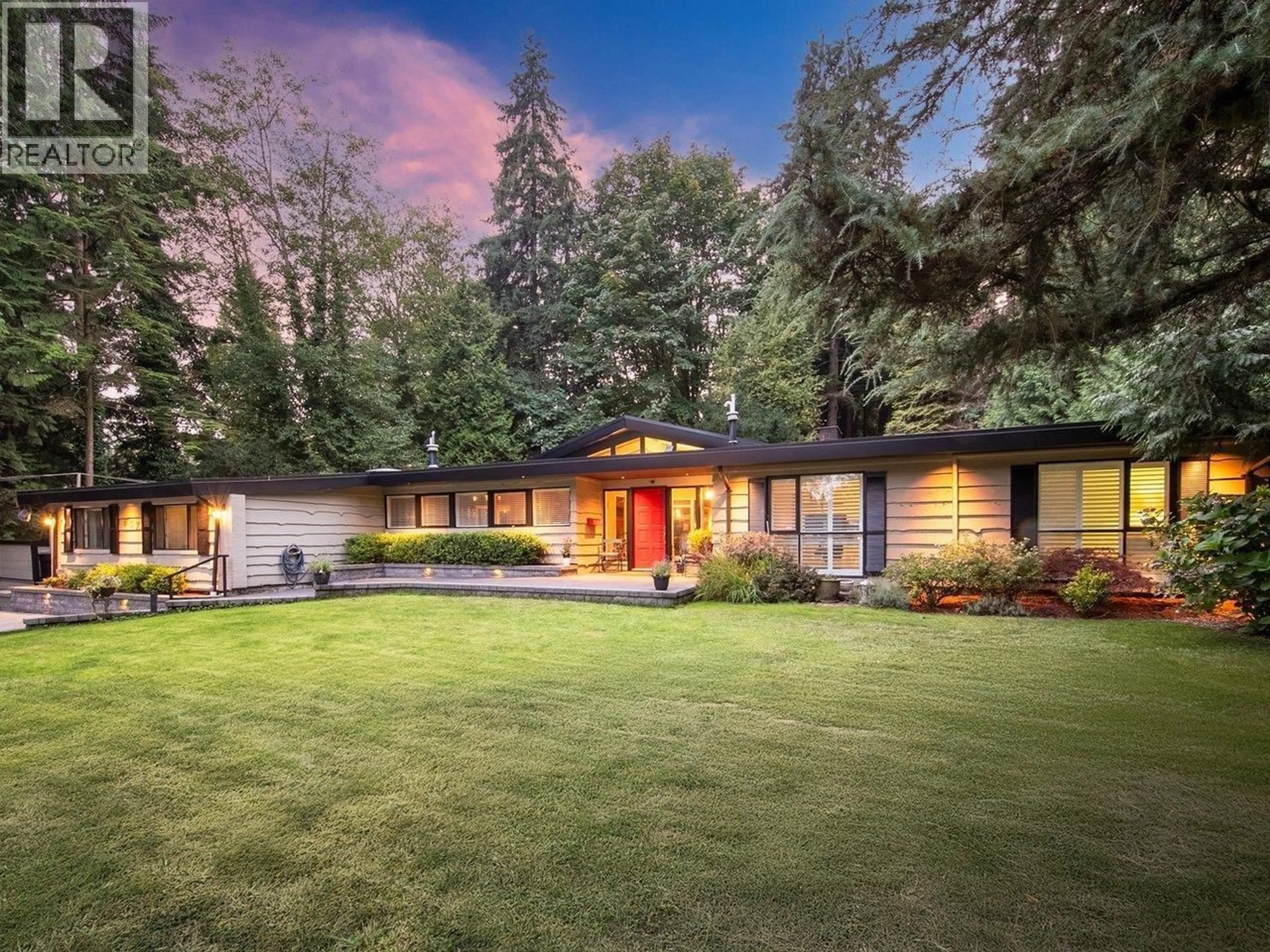 Unknown for 837 WILDWOOD PLACE, West Vancouver British Columbia V7S1P2