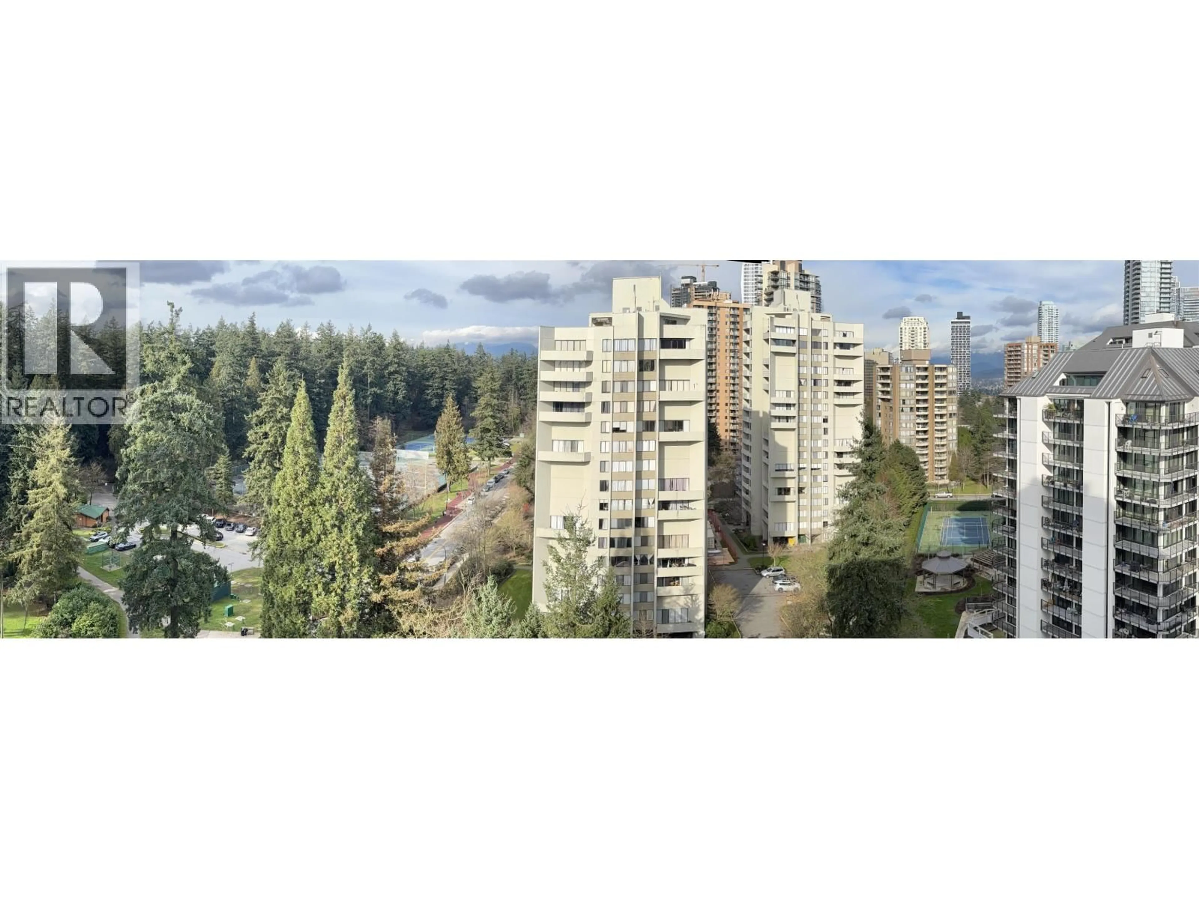 A pic from outside/outdoor area/front of a property/back of a property/a pic from drone, forest/trees view for 1502 - 4134 MAYWOOD STREET, Burnaby British Columbia V5H4C9