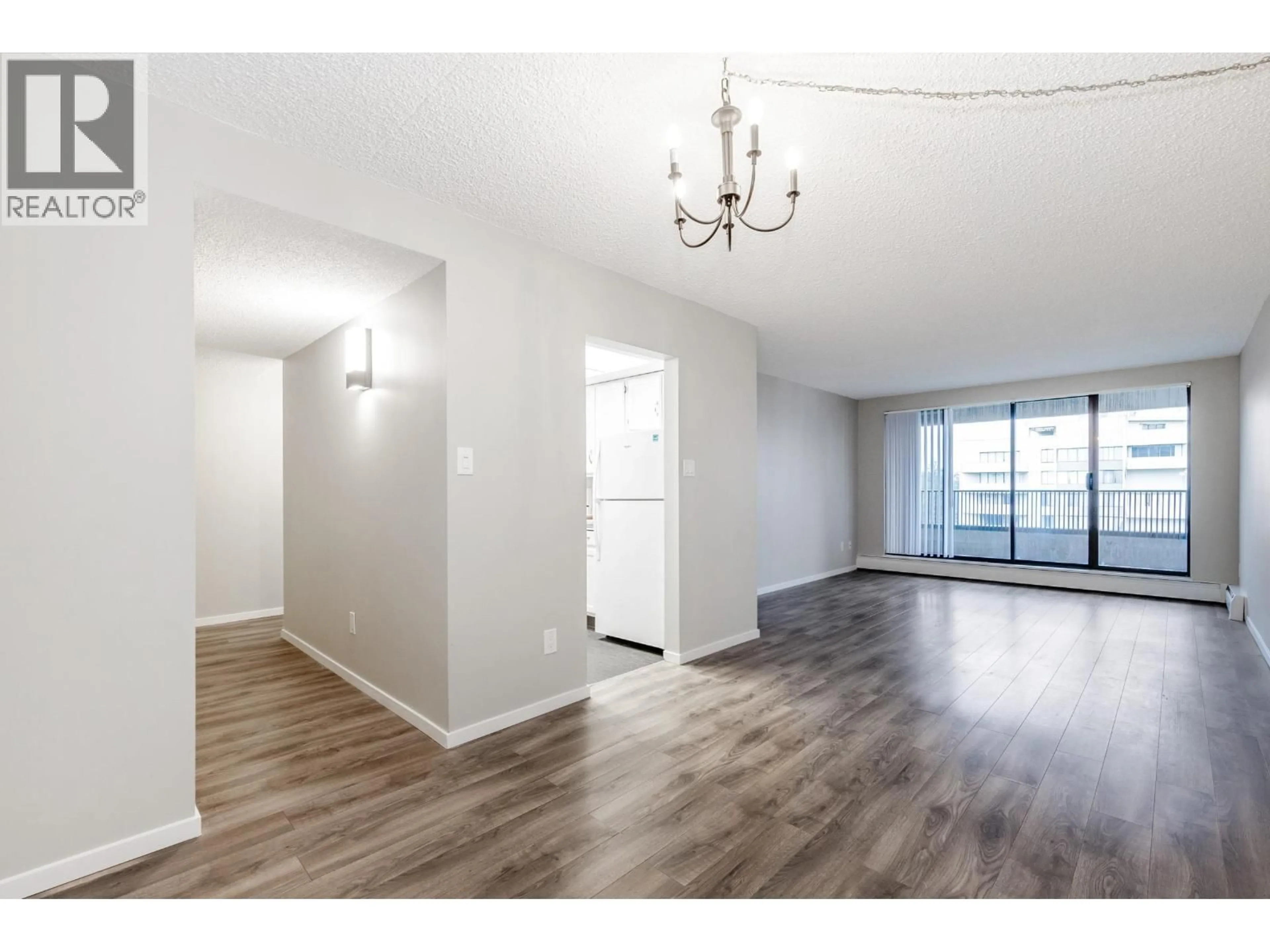 A pic of a room for 1502 - 4134 MAYWOOD STREET, Burnaby British Columbia V5H4C9