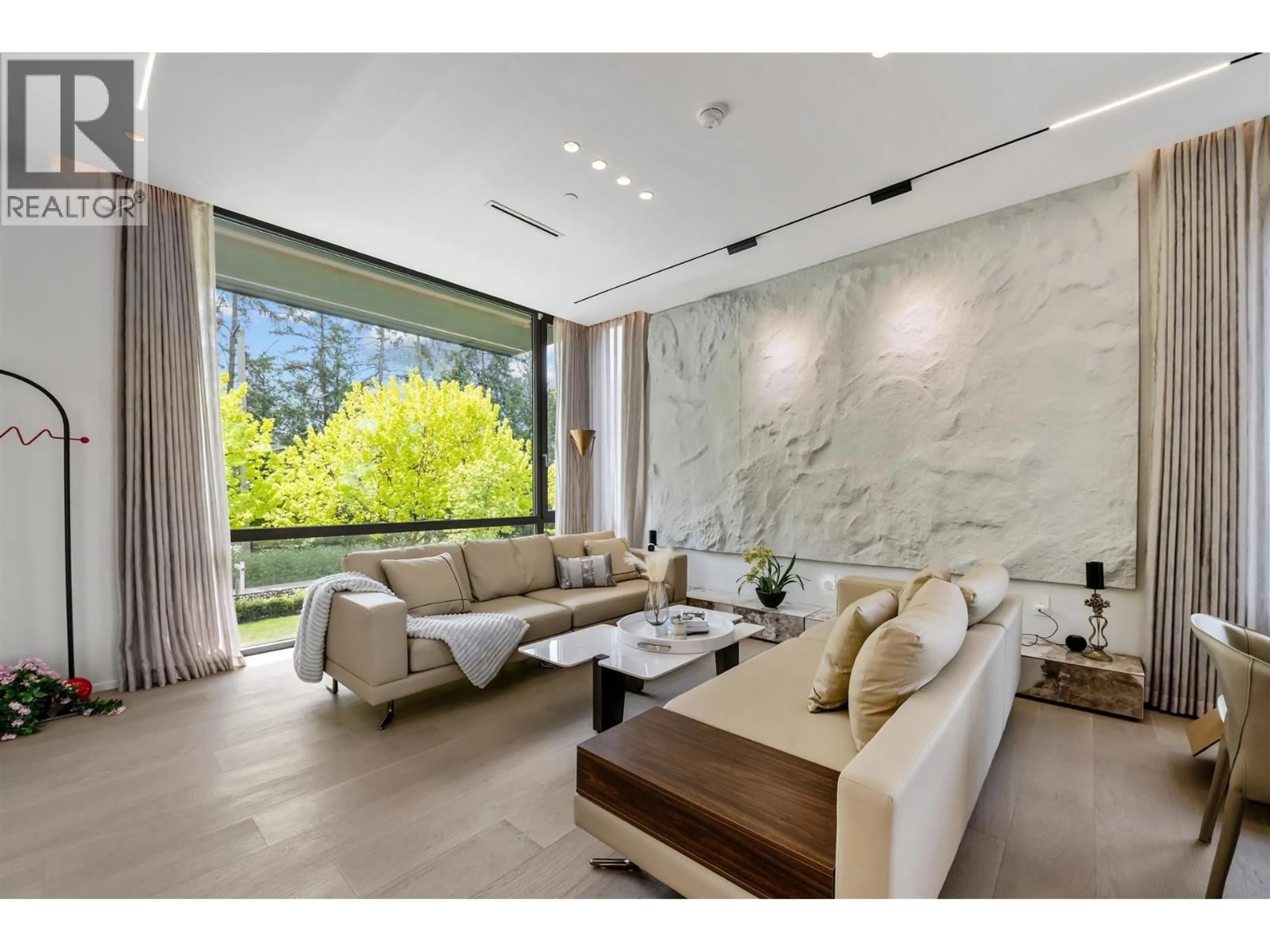 Living room with furniture, ceramic/tile floor for 3823 51ST AVENUE, Vancouver British Columbia V6N0E4