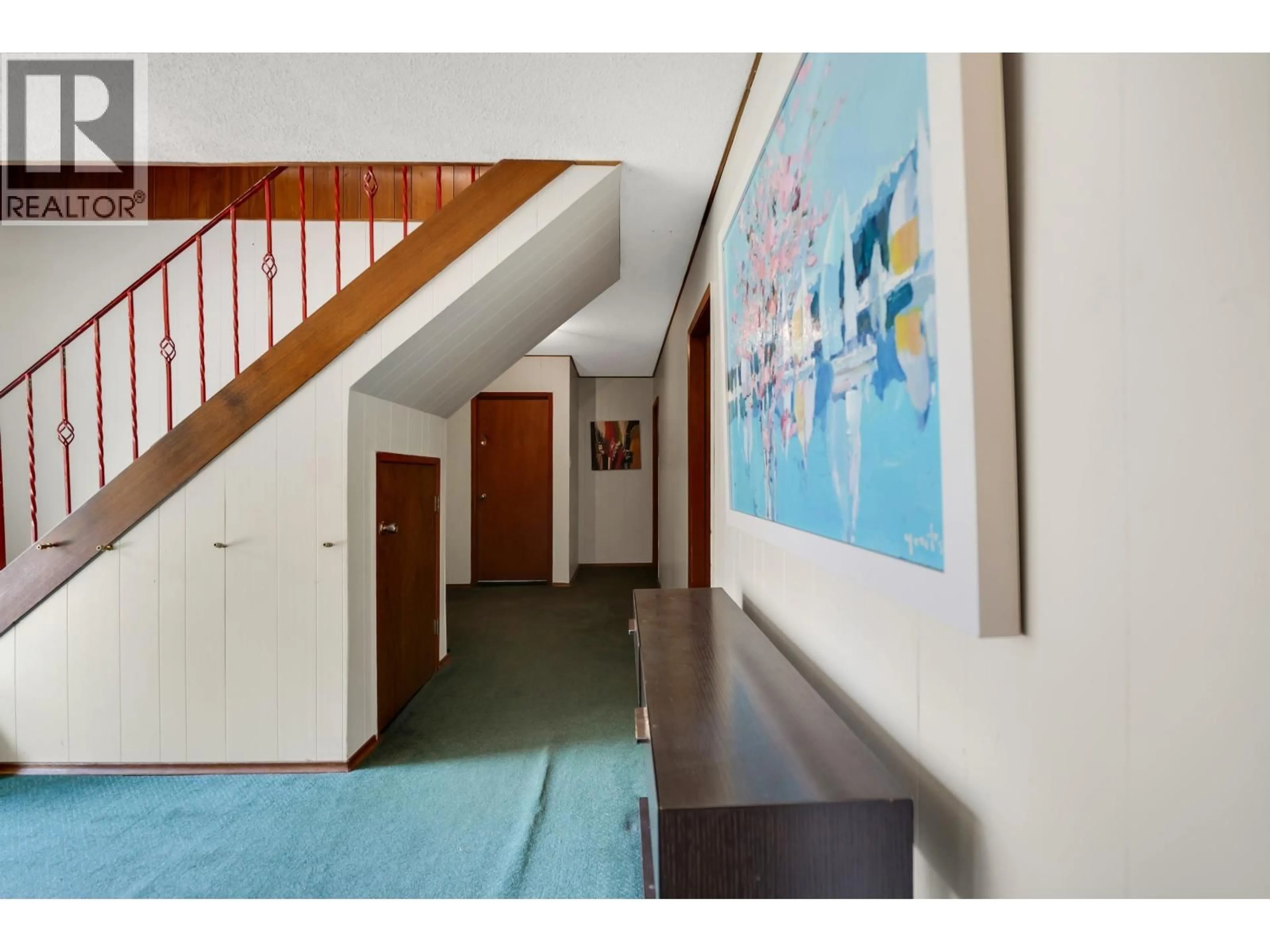 Indoor foyer for 41750 COTTONWOOD ROAD, Squamish British Columbia V0N1H0