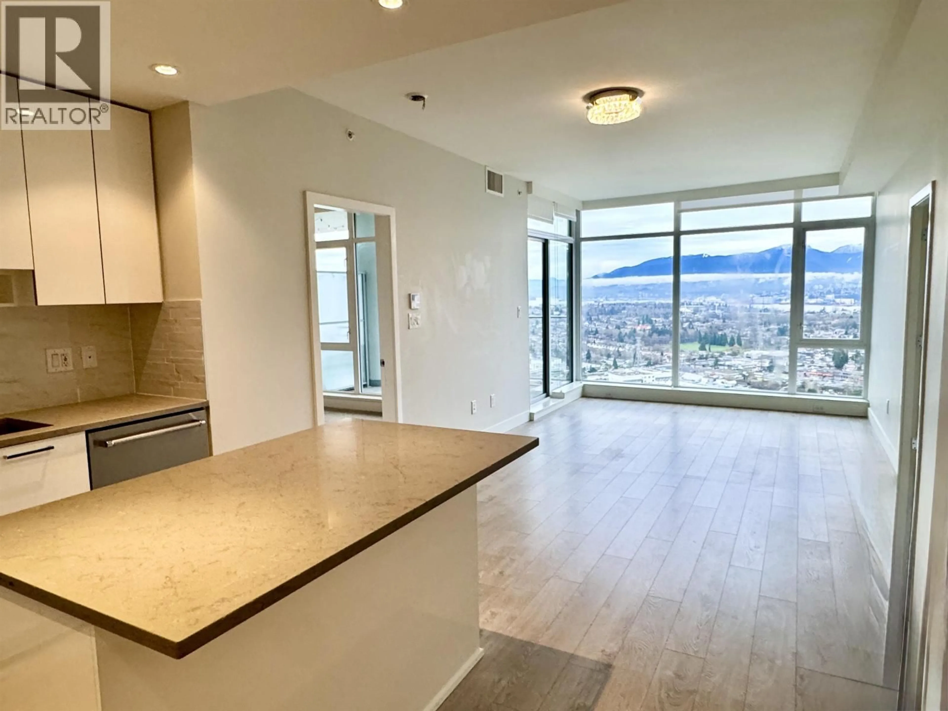 Open concept kitchen, unknown for 3507 - 1788 GILMORE AVENUE, Burnaby British Columbia V5C0L5