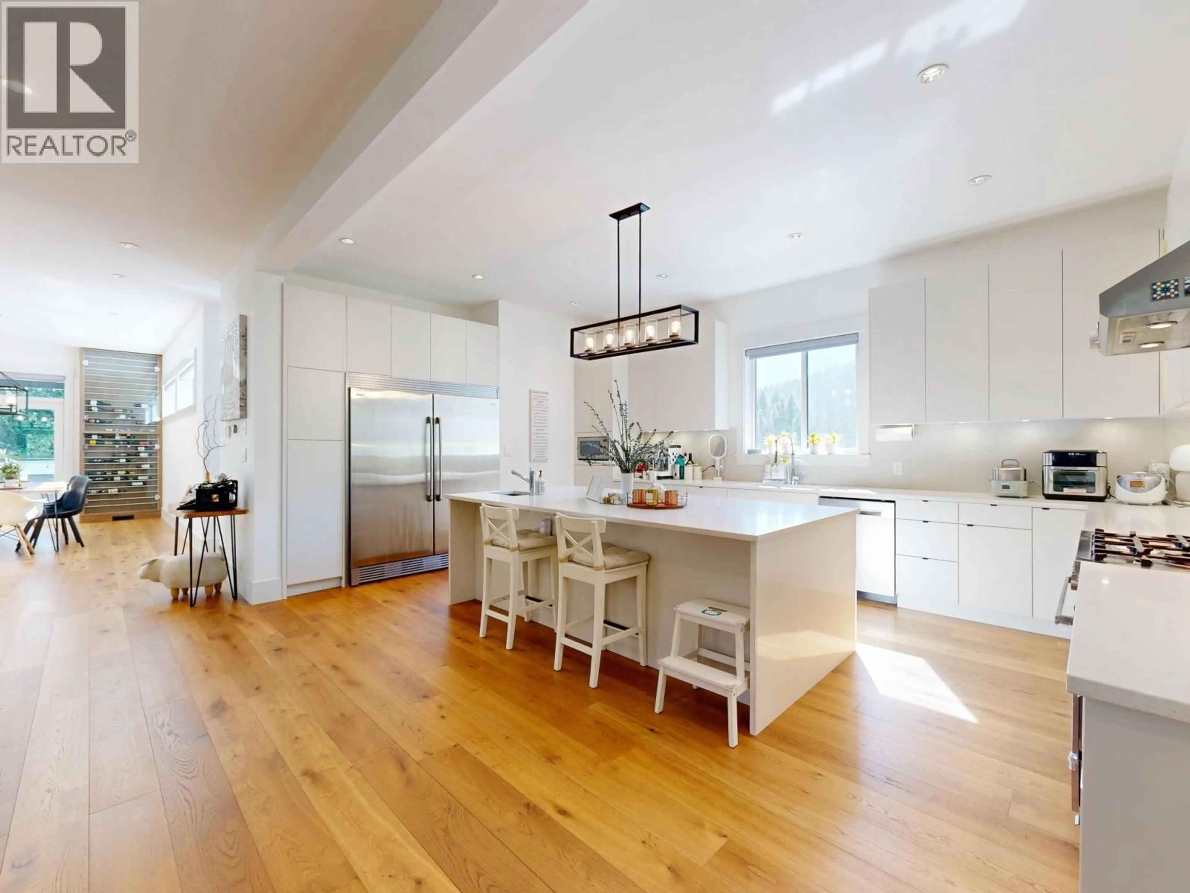 Open concept kitchen, unknown for 52 - 3295 SUNNYSIDE ROAD, Anmore British Columbia V3H4Z4