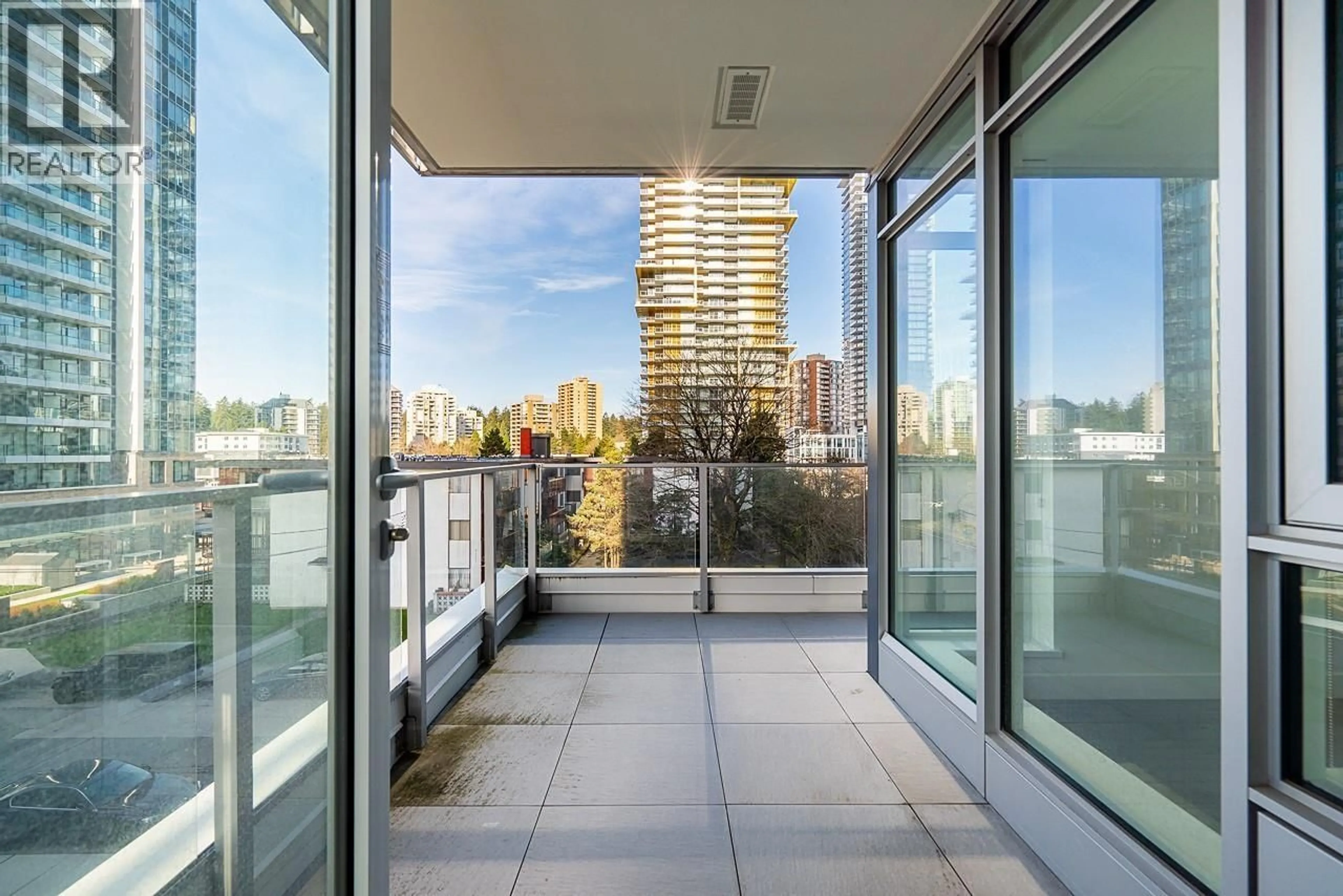 Balcony in the apartment, city buildings view from balcony for 303 - 6398 SILVER AVENUE, Burnaby British Columbia V5H0K7