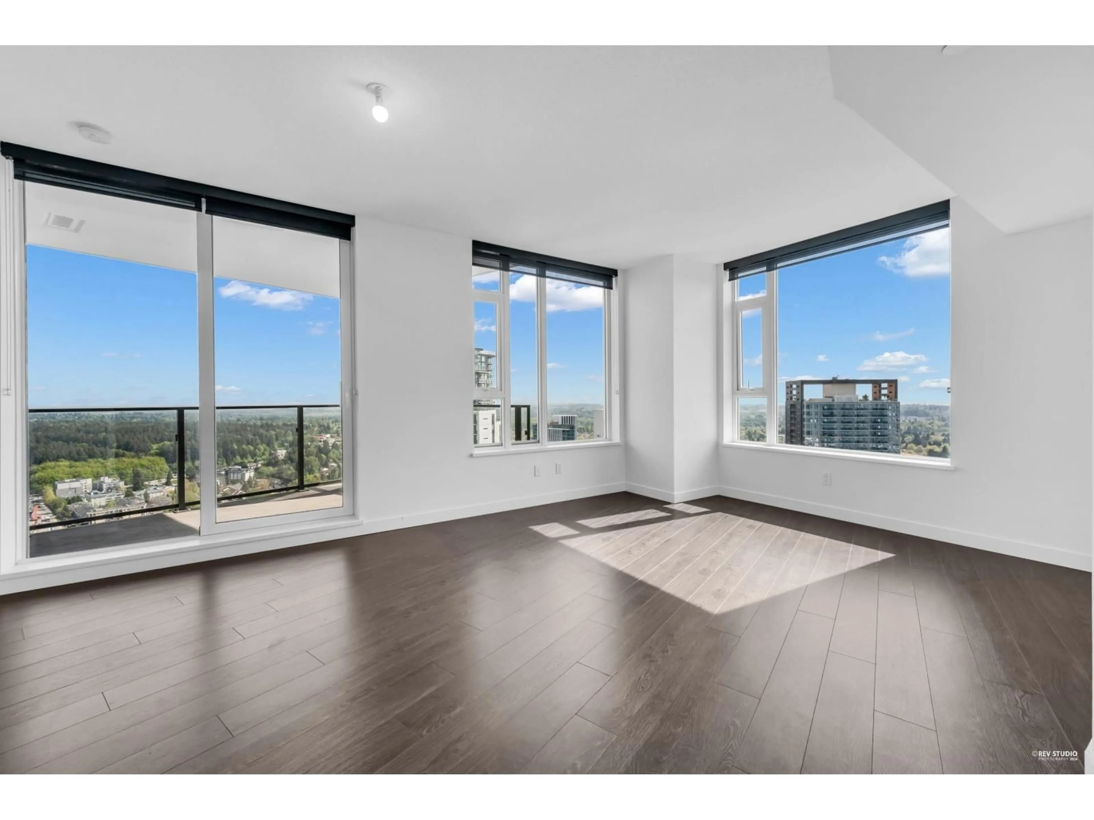 A pic of a room for 4008 - 9887 WHALLEY BOULEVARD, Surrey British Columbia V3T0P4