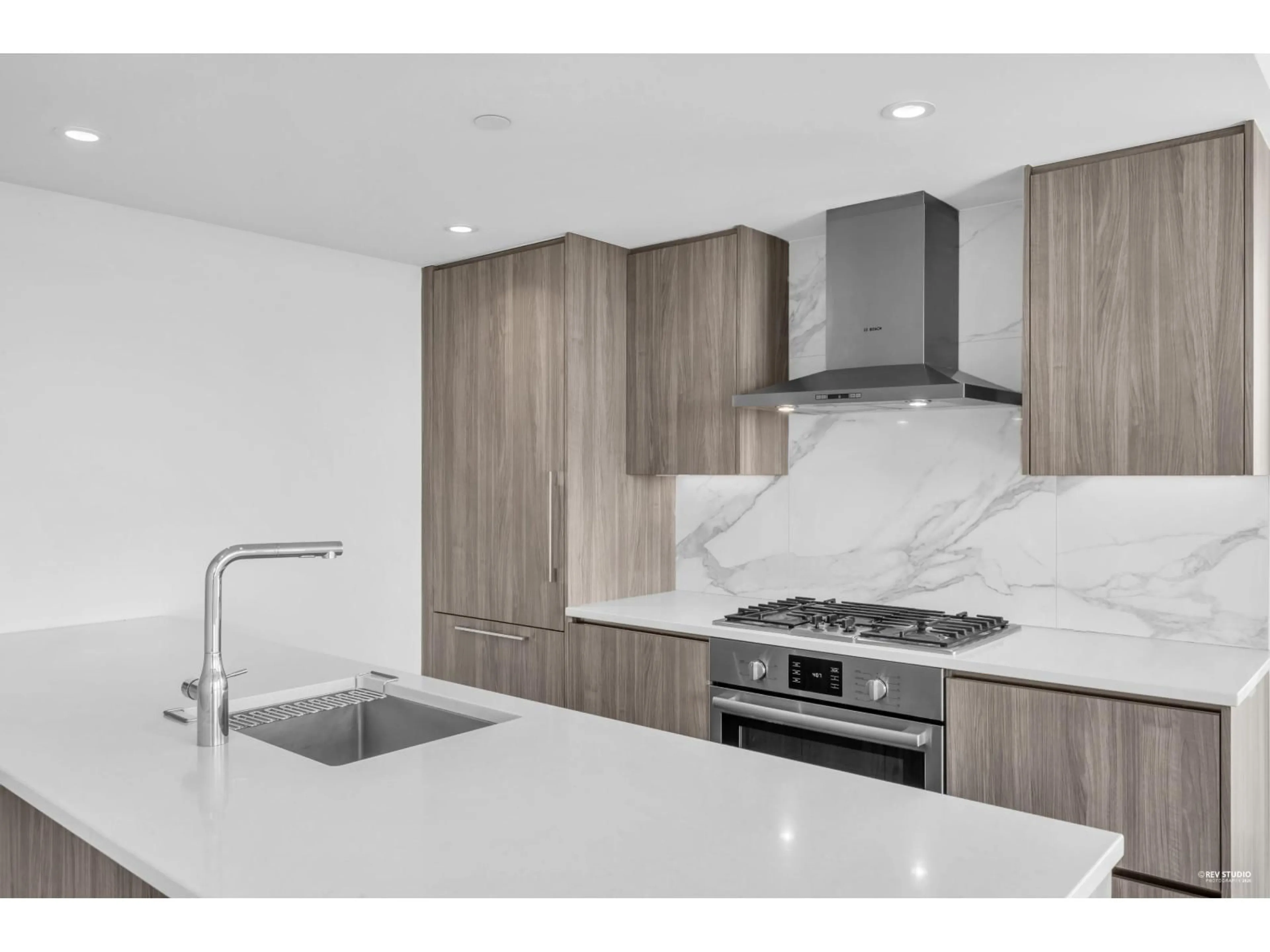 Unknown for 4008 - 9887 WHALLEY BOULEVARD, Surrey British Columbia V3T0P4