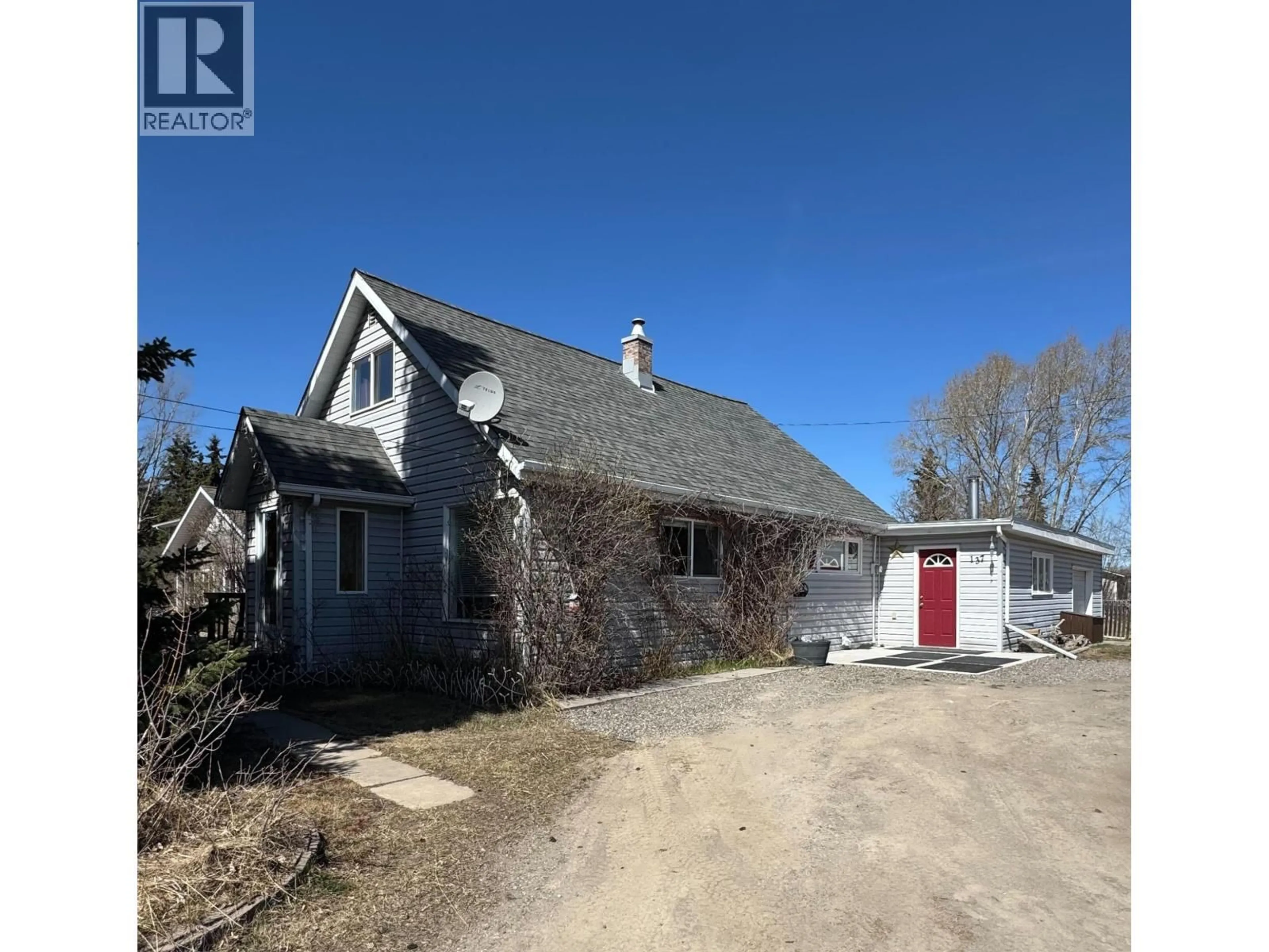A pic from outside/outdoor area/front of a property/back of a property/a pic from drone, street for 137 VICTORIA STREET, Vanderhoof British Columbia V0J3A0