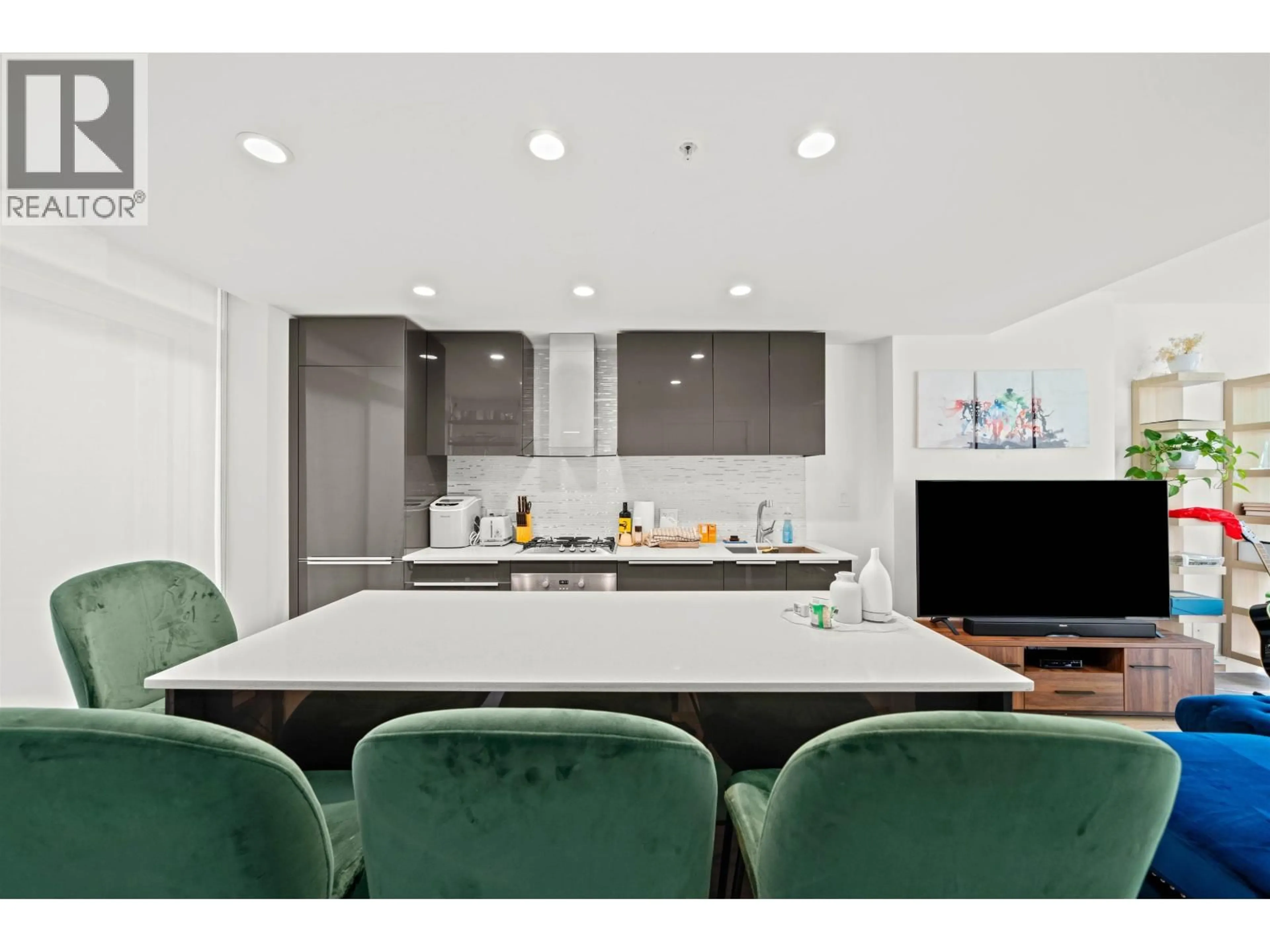 Open concept kitchen, ceramic/tile floor for 503 - 1283 HOWE STREET, Vancouver British Columbia V6Z0E3