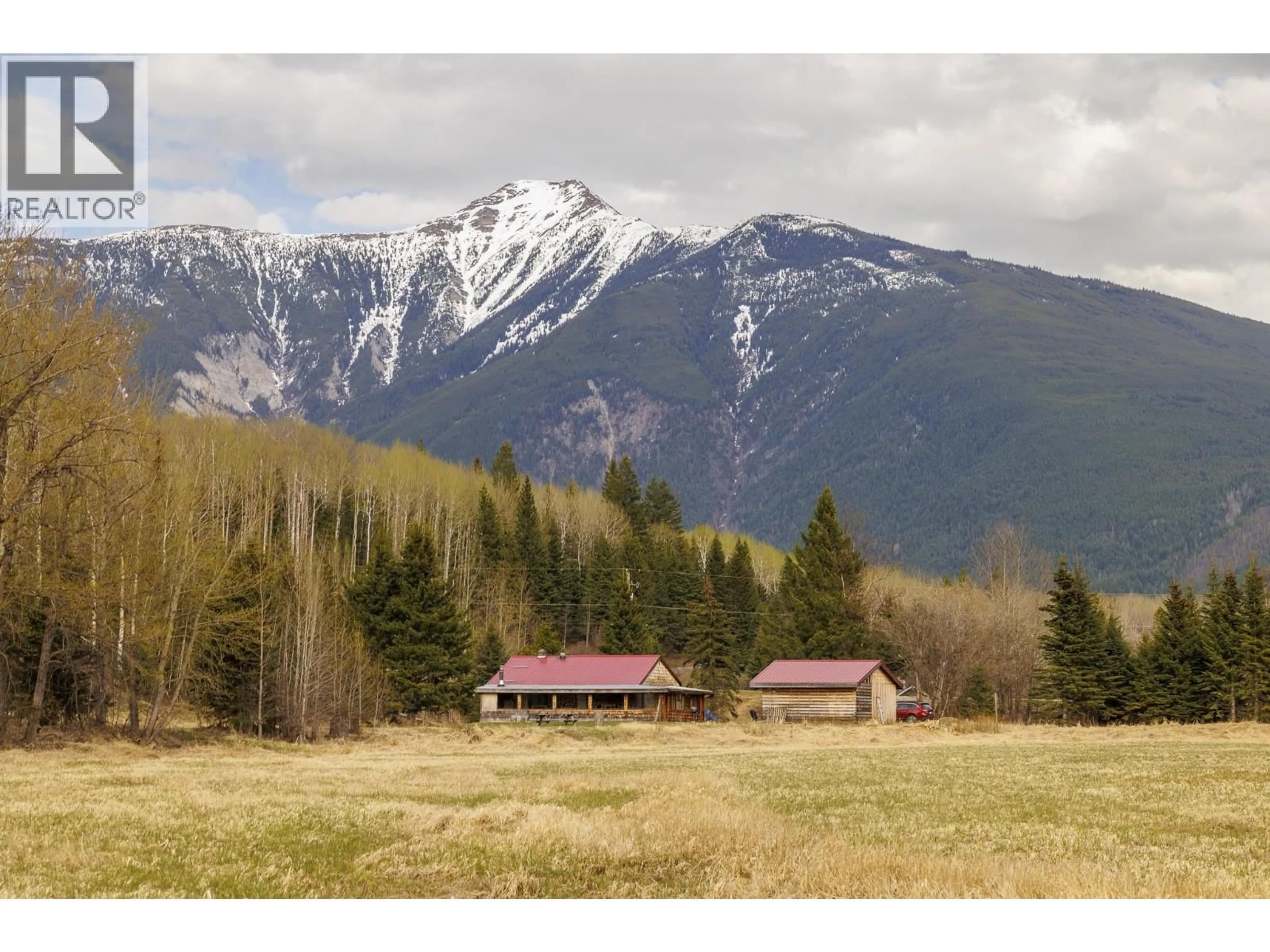 A pic from outside/outdoor area/front of a property/back of a property/a pic from drone, mountain view for 3563 HINKELMAN ROAD, McBride British Columbia V0J2E0