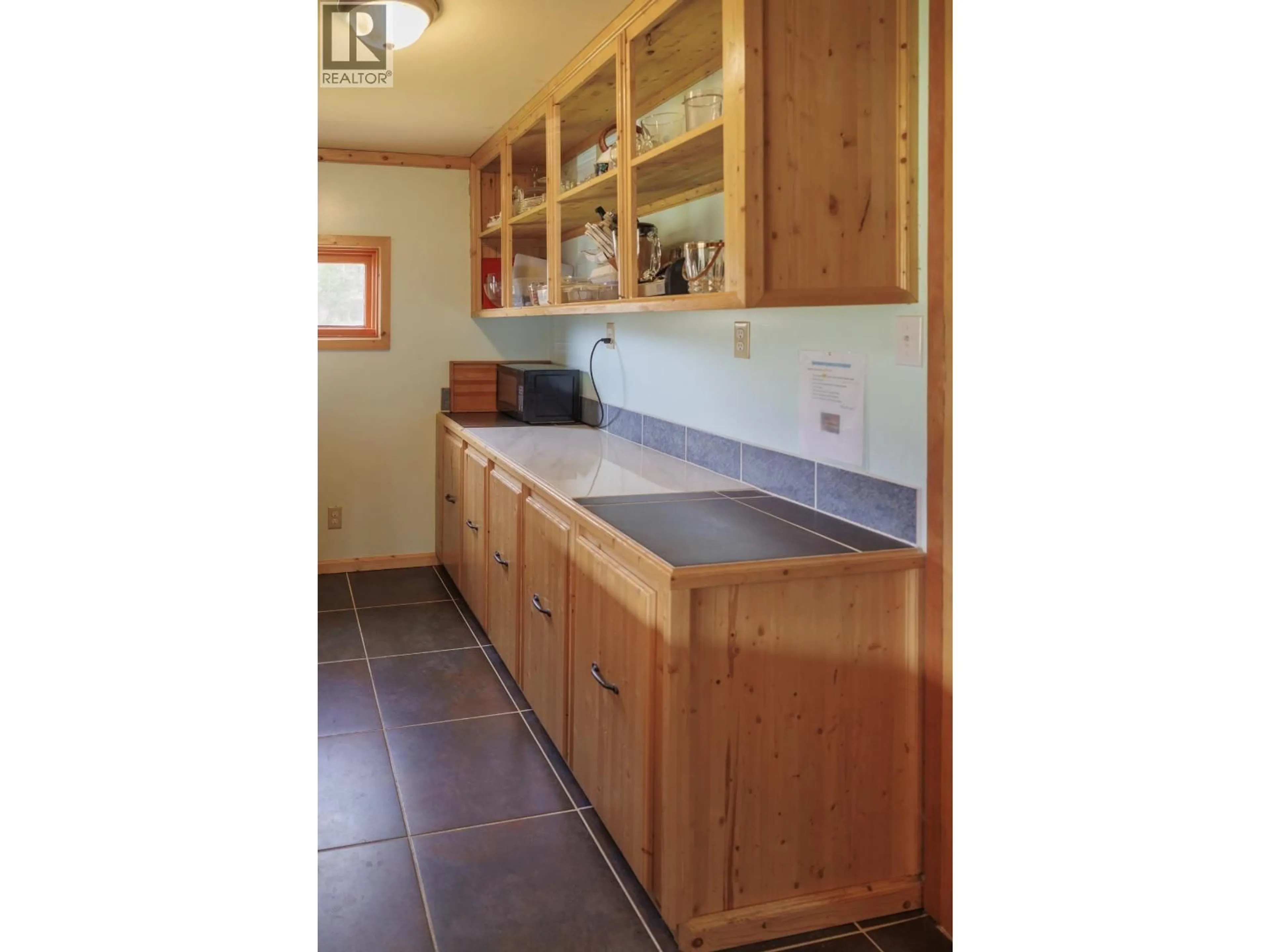 Standard kitchen, unknown for 3563 HINKELMAN ROAD, McBride British Columbia V0J2E0