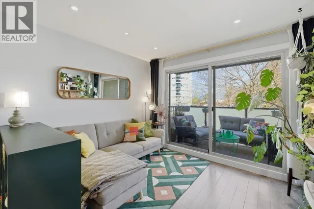 205 - 1864 FRANCES STREET, Vancouver 3