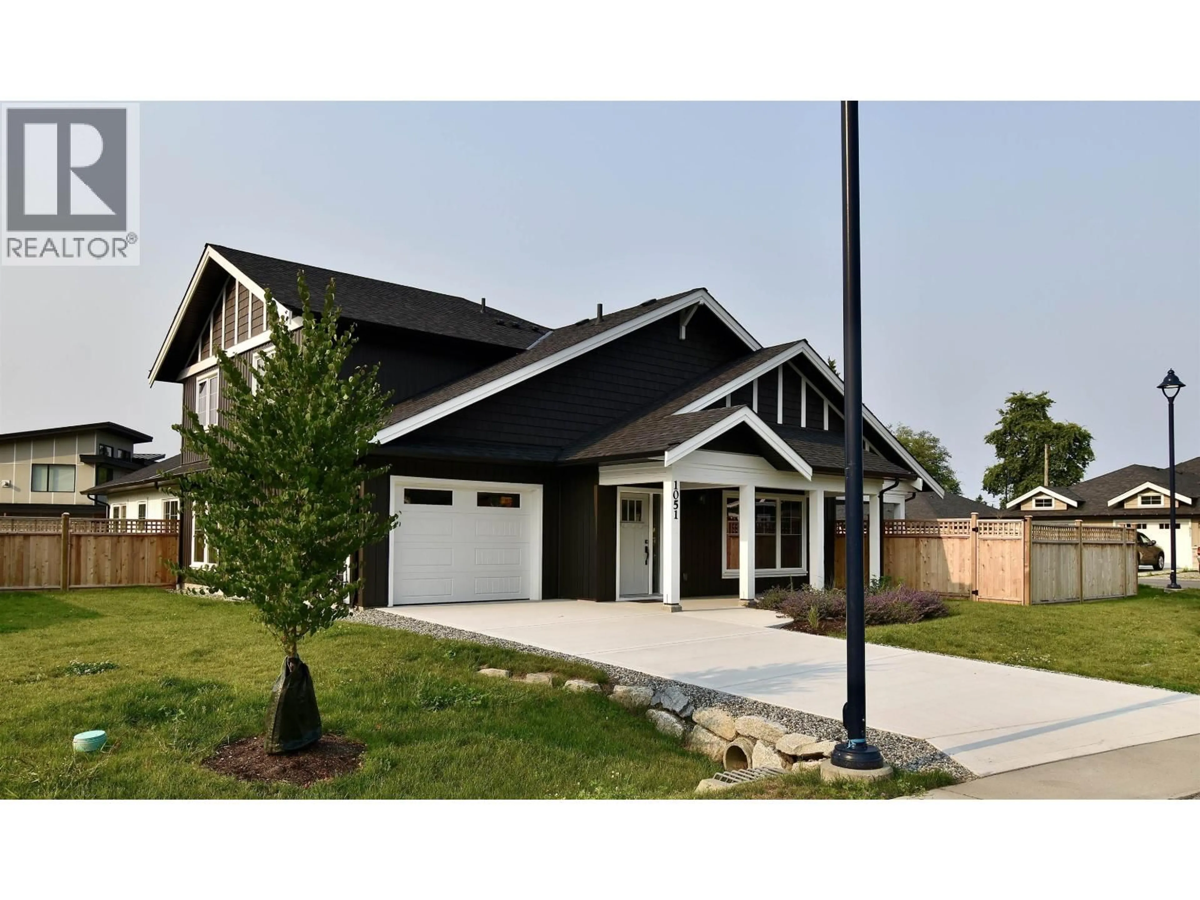 Home with vinyl exterior material, street for 1051 CELIA CRESCENT, Gibsons British Columbia V0N1V7