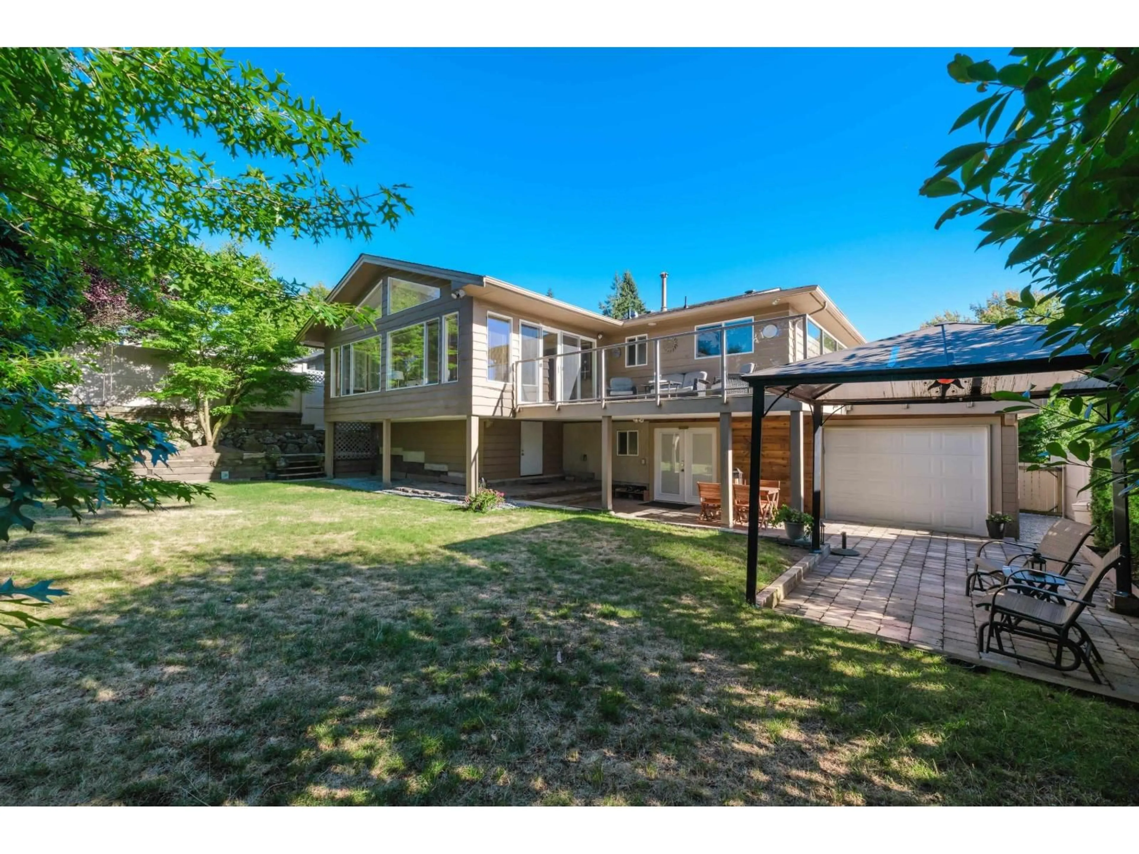 A pic from outside/outdoor area/front of a property/back of a property/a pic from drone, street for 10601 HERMOSA DRIVE, Delta British Columbia V4C6S8