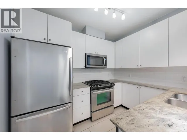 1007 - 280 ROSS DRIVE, New Westminster 5