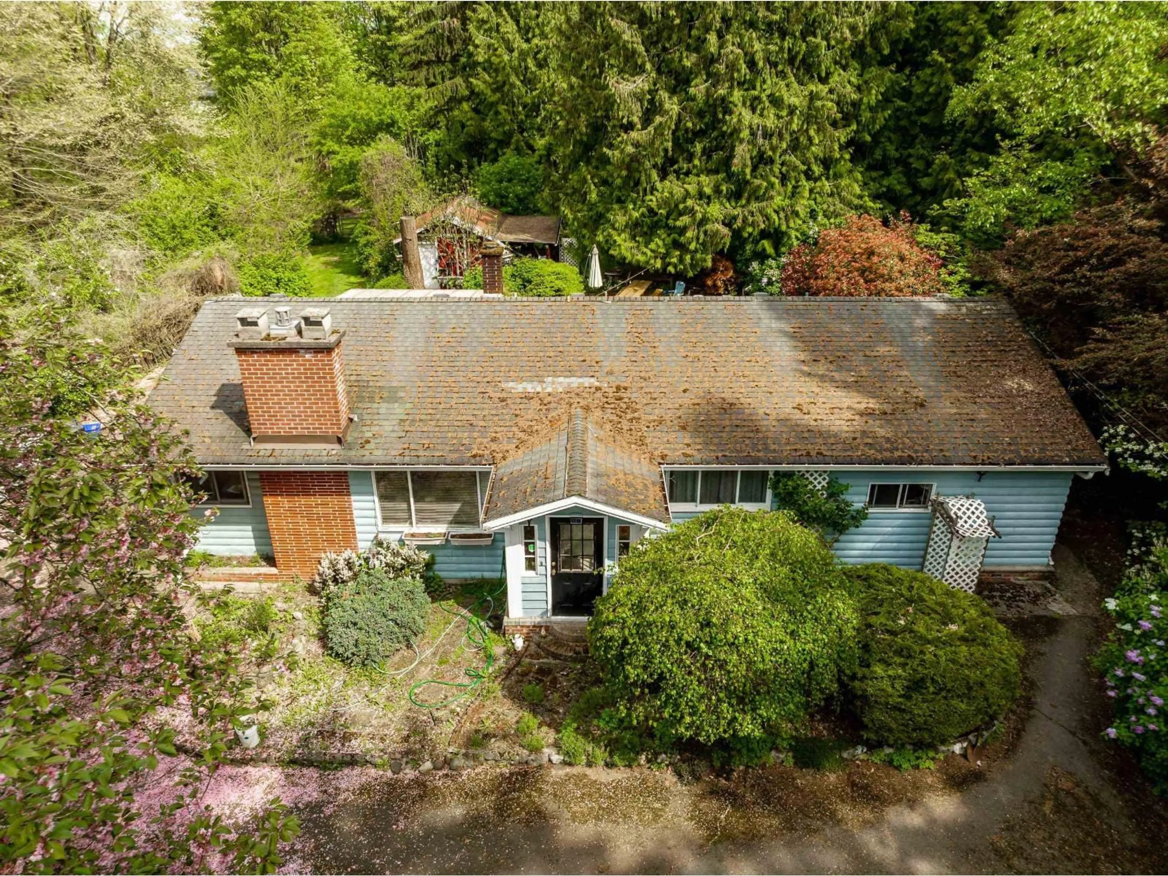 A pic from outside/outdoor area/front of a property/back of a property/a pic from drone, unknown for 20889 32B AVENUE, Langley British Columbia V2Z2C4