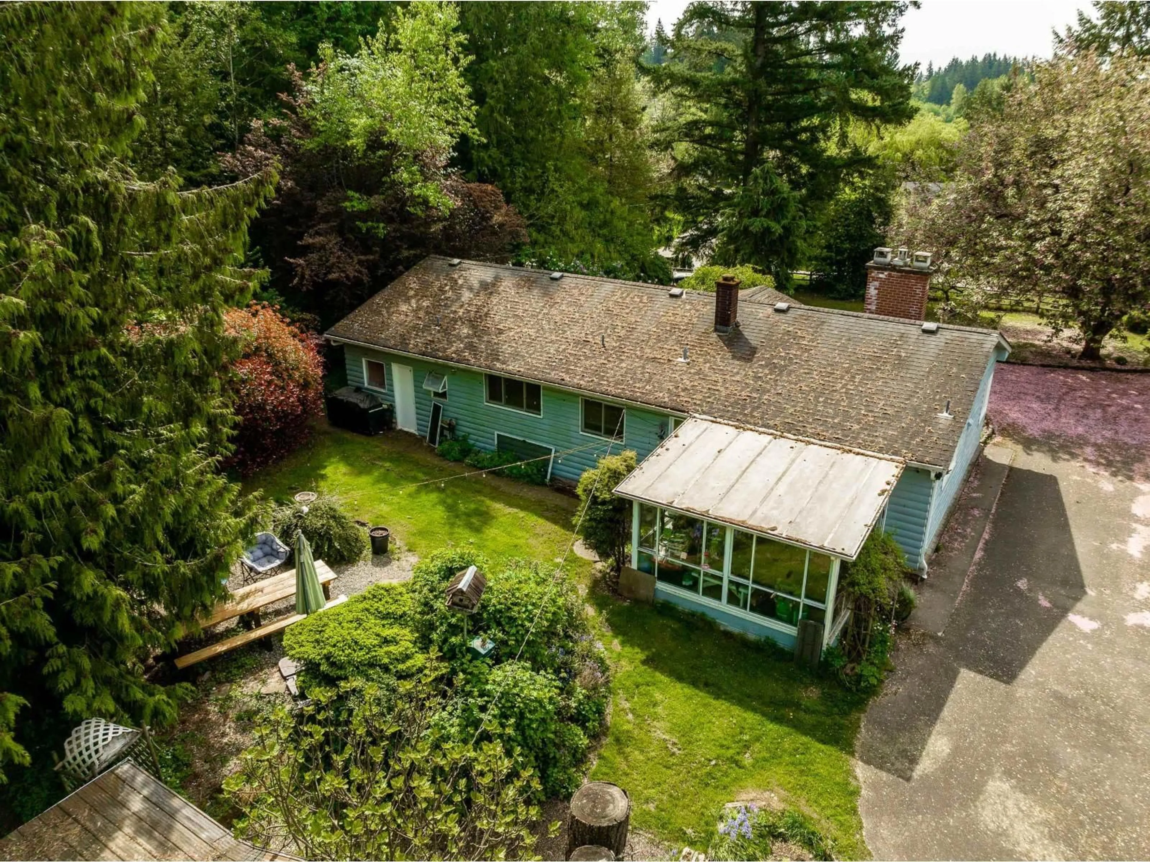 A pic from outside/outdoor area/front of a property/back of a property/a pic from drone, street for 20889 32B AVENUE, Langley British Columbia V2Z2C4