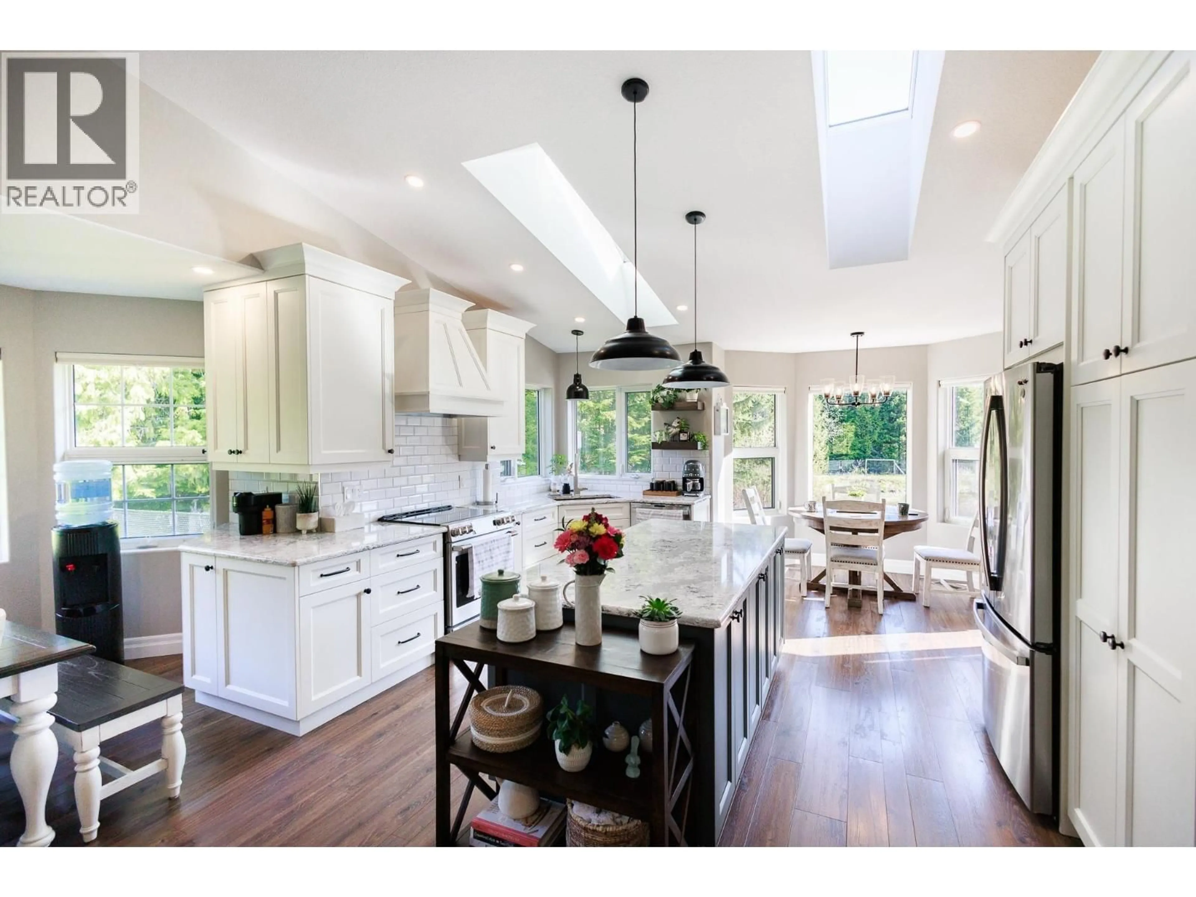 Open concept kitchen, unknown for 5360 ANNA STREET, Terrace British Columbia V8G0C3