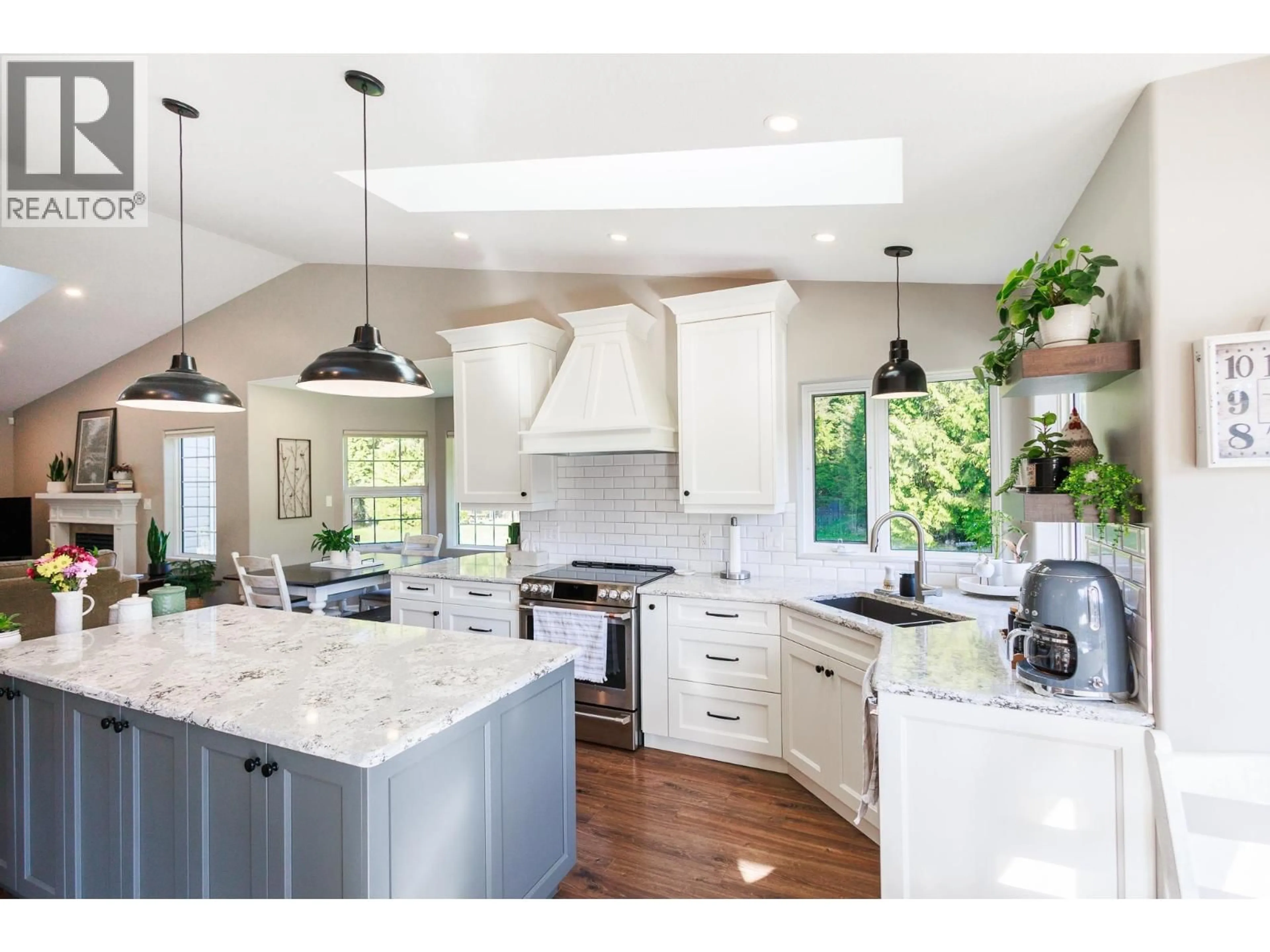 Open concept kitchen, unknown for 5360 ANNA STREET, Terrace British Columbia V8G0C3