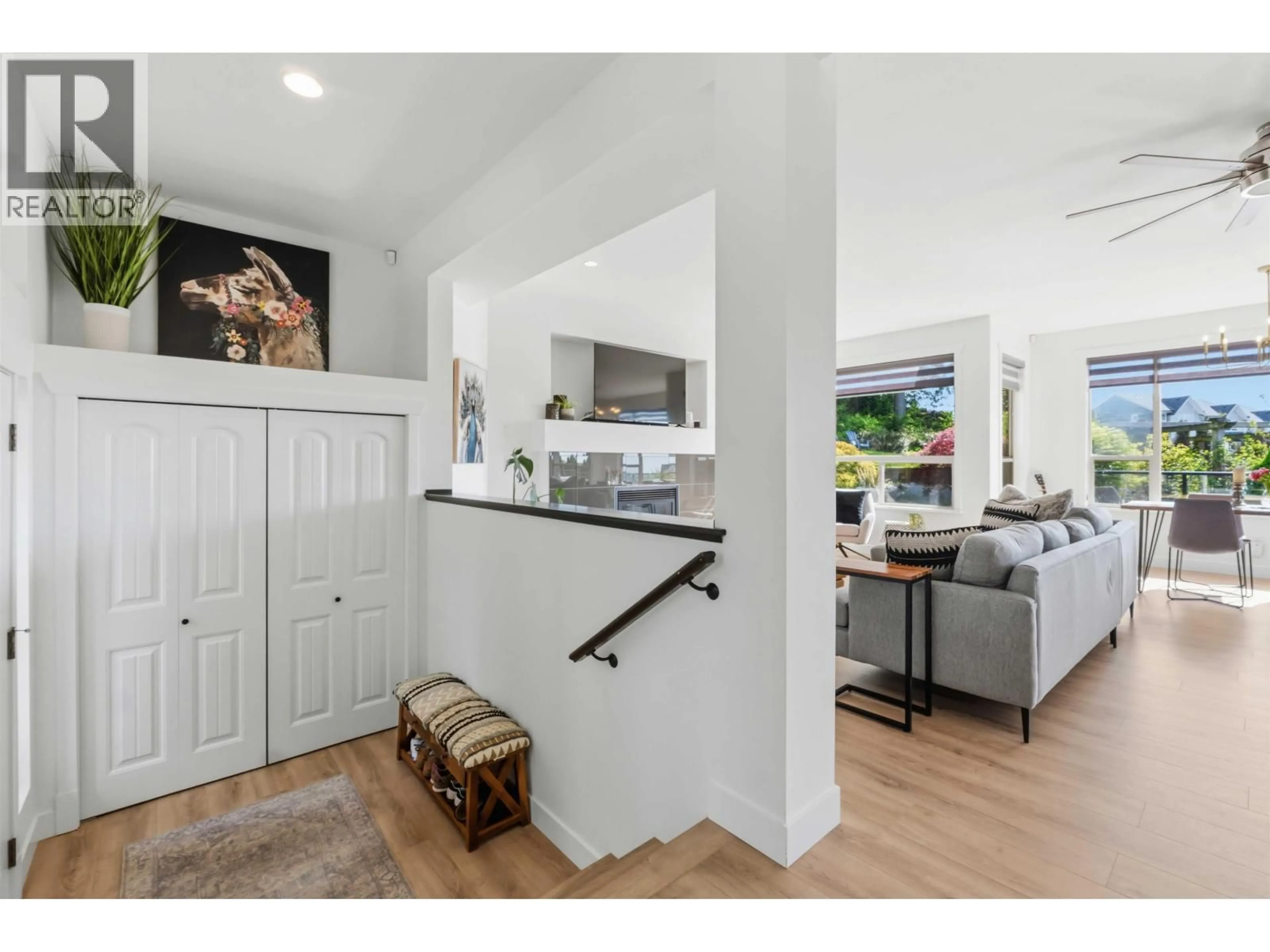 Open concept kitchen, unknown for 10639 249 STREET, Maple Ridge British Columbia V2W0E1