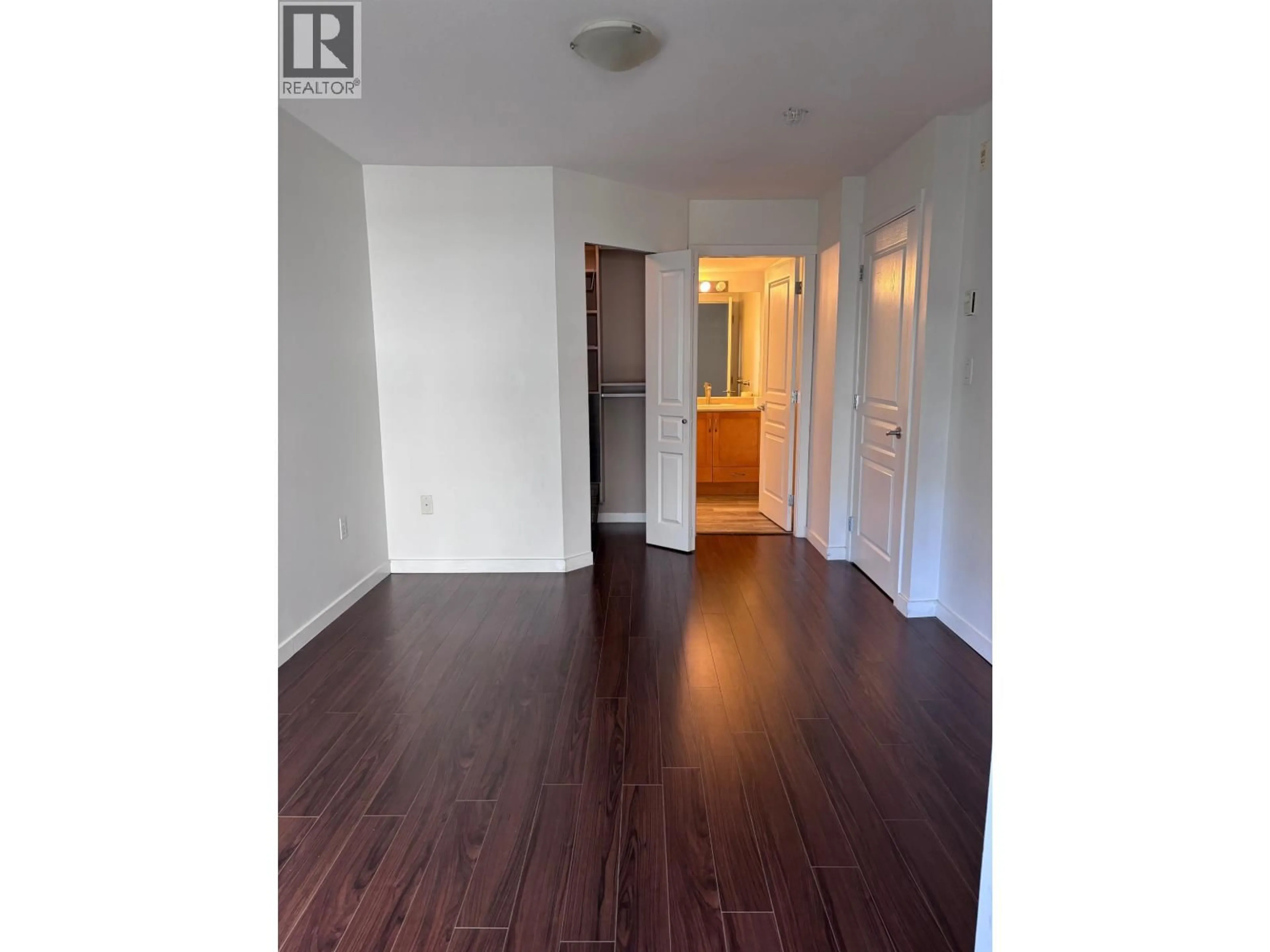 A pic of a room for 303 - 2958 WHISPER WAY, Coquitlam British Columbia V3E3S7
