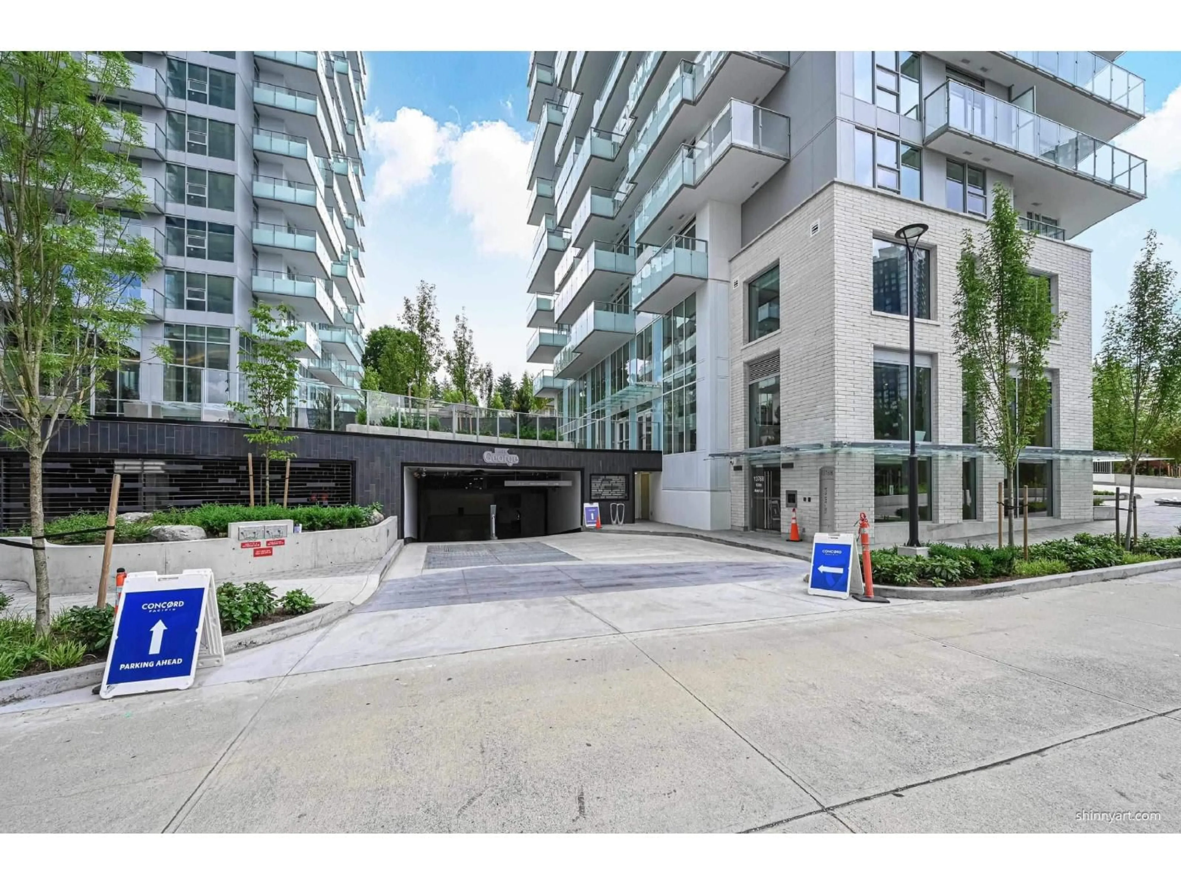 Indoor foyer for 2106 - 13768 100 AVENUE, Surrey British Columbia V3T0V2