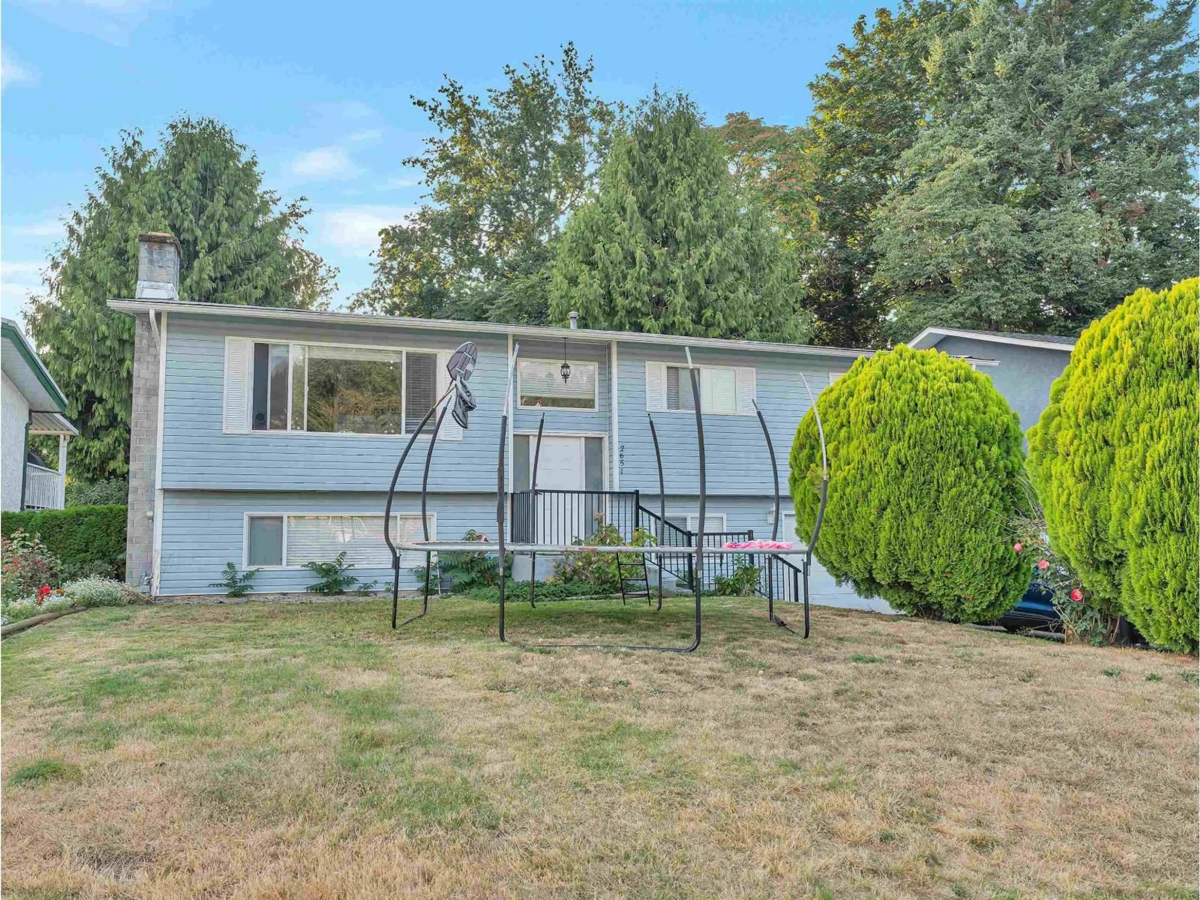 Home with vinyl exterior material, street for 2651 MACBETH CRESCENT, Abbotsford British Columbia V3G1C2